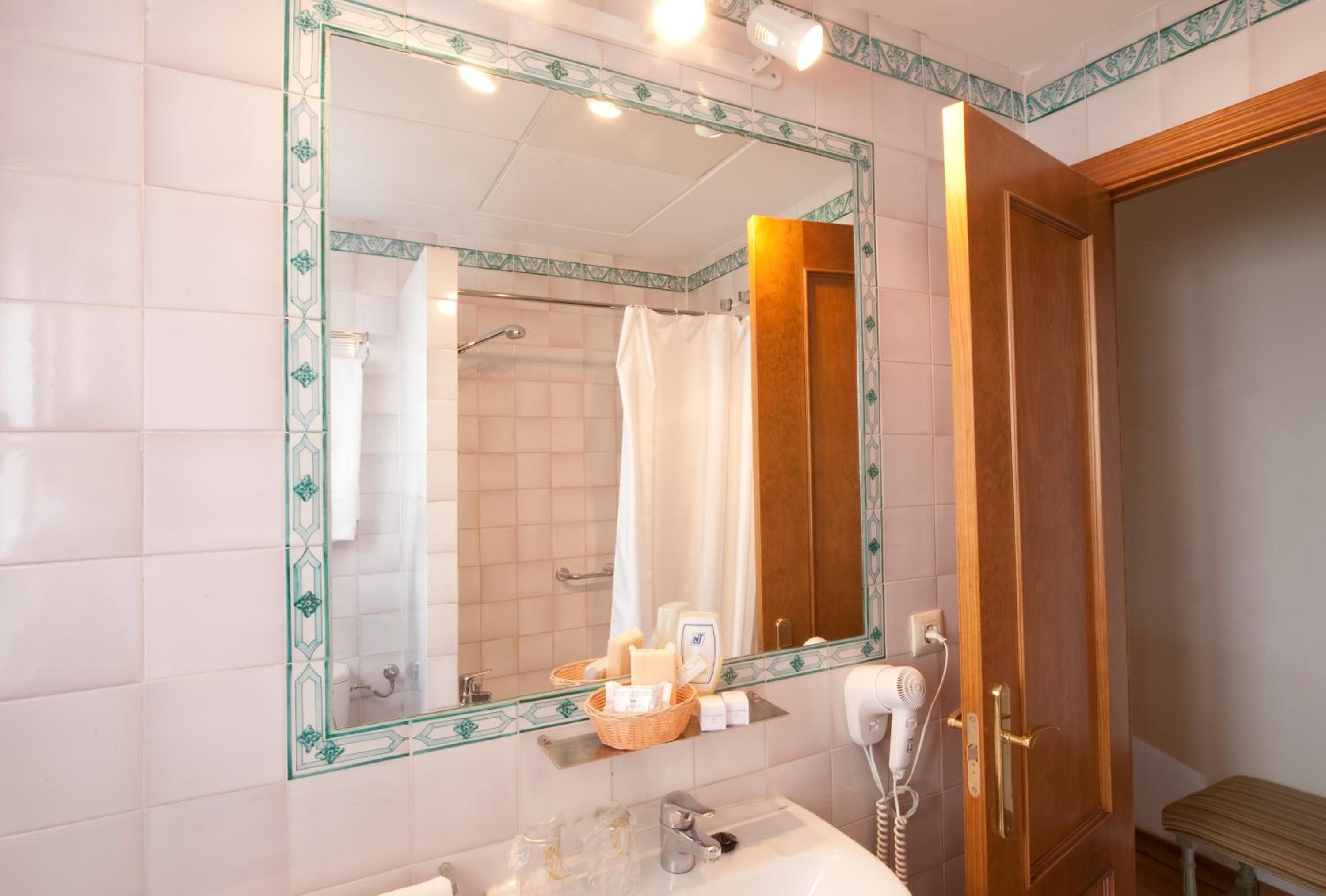 Hotel Alcantara — 19