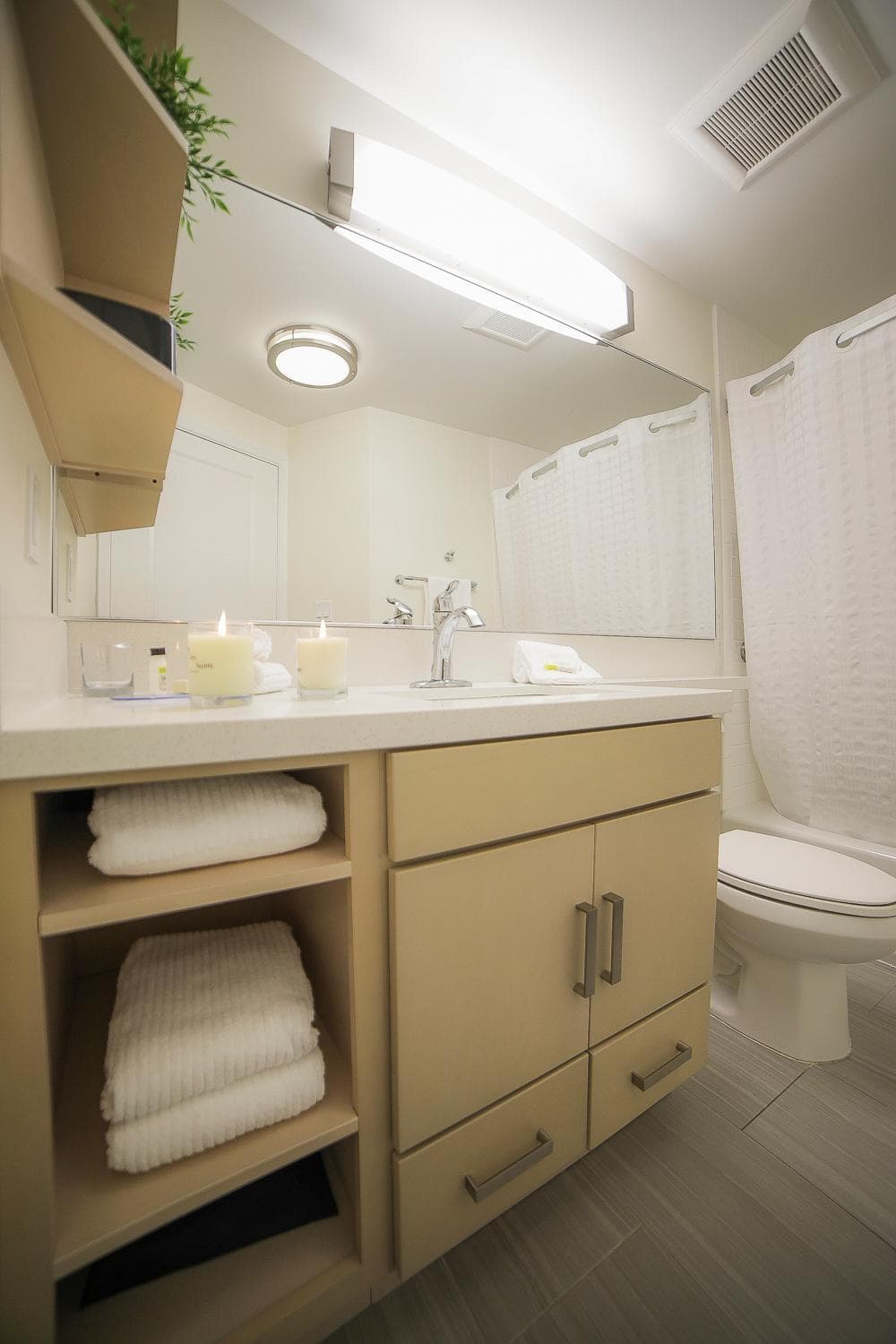 Candlewood Suites Miami Intl Airport - 36th St, un hotel IHG — 10