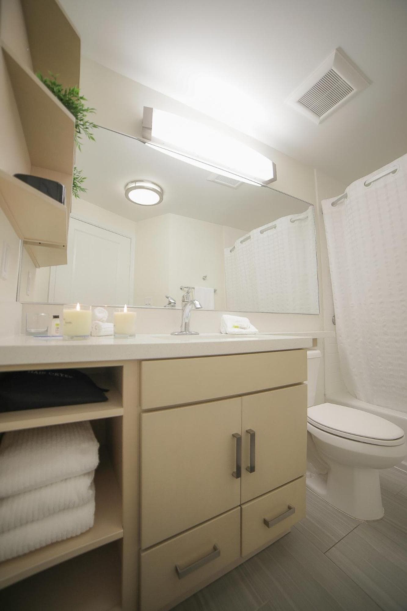 Candlewood Suites Miami Intl Airport - 36th St, un hotel IHG — 7