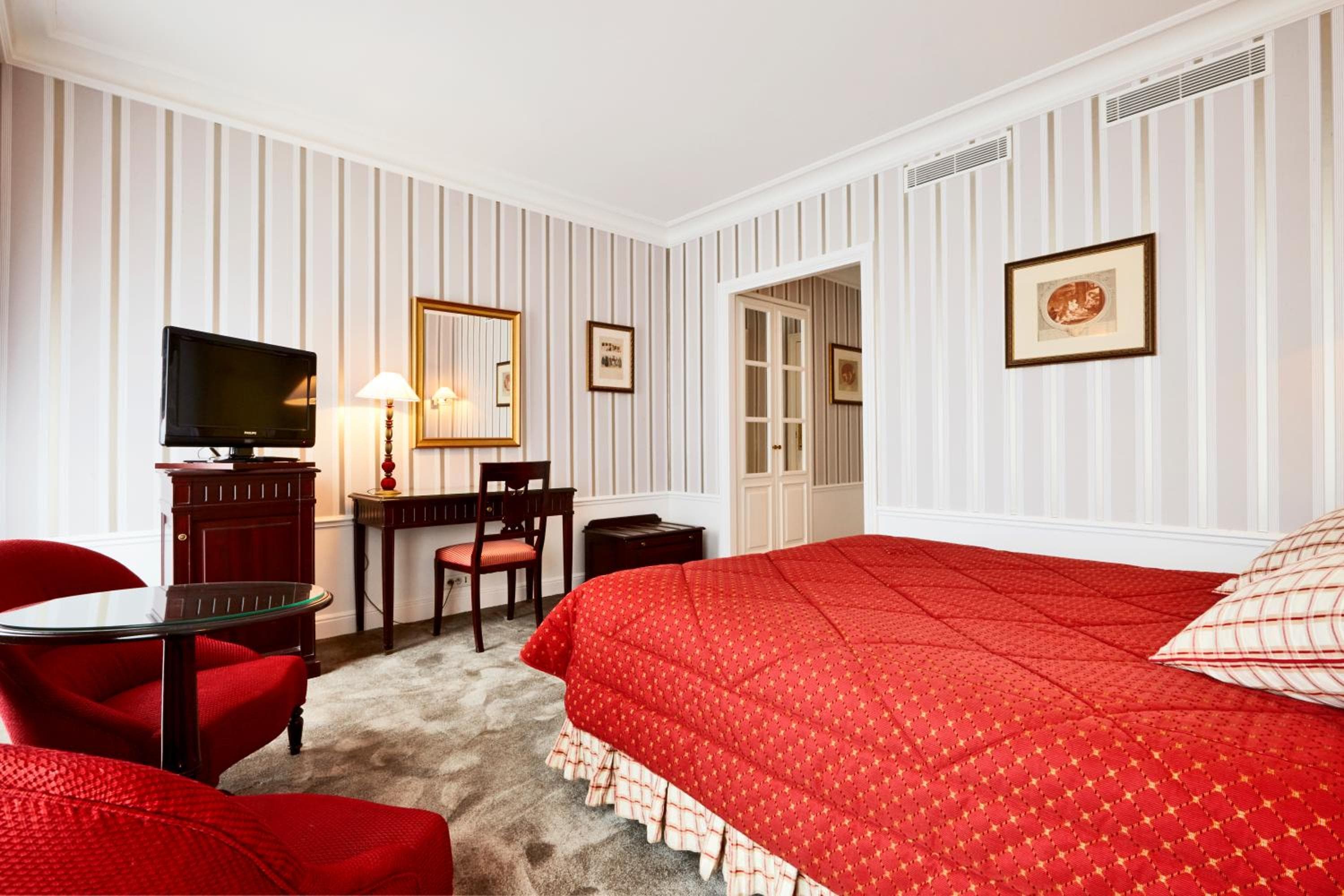 Golden Tulip Washington Opera — 20