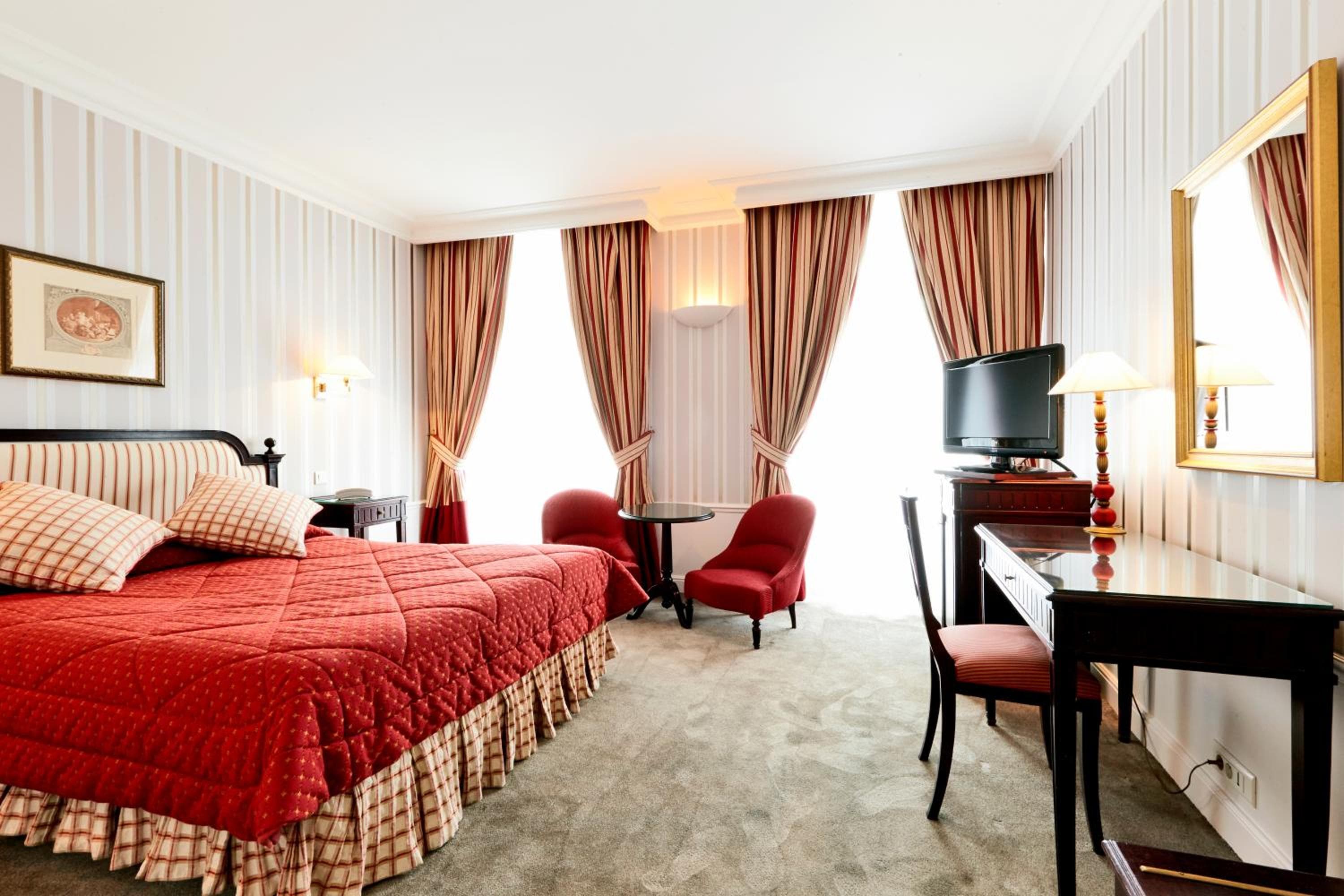 Golden Tulip Washington Opera — 3