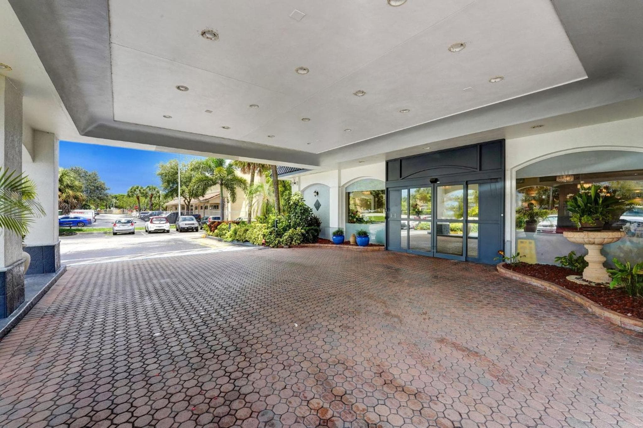 Plaza Hotel Fort Lauderdale — 8