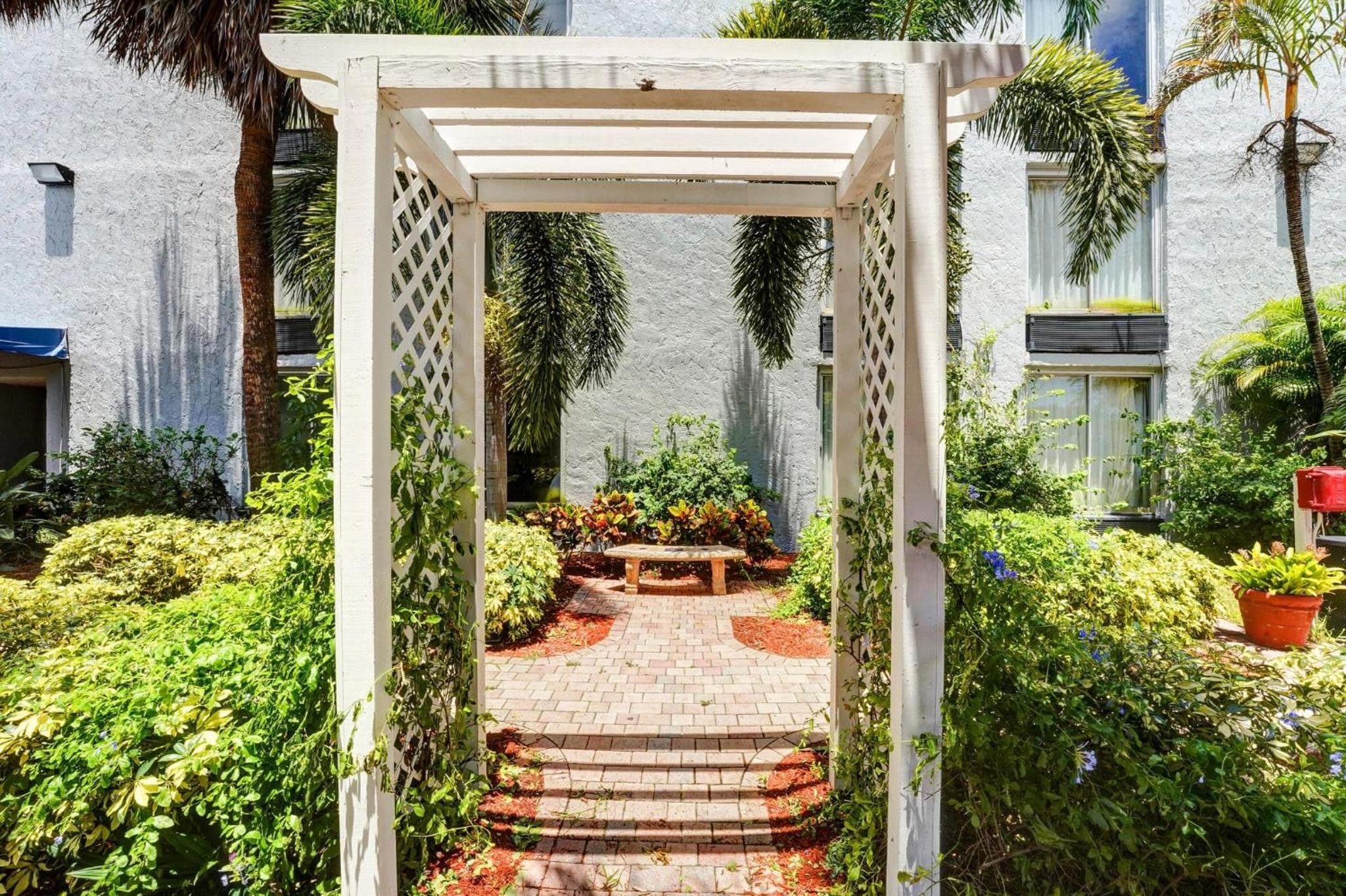 Plaza Hotel Fort Lauderdale — 18