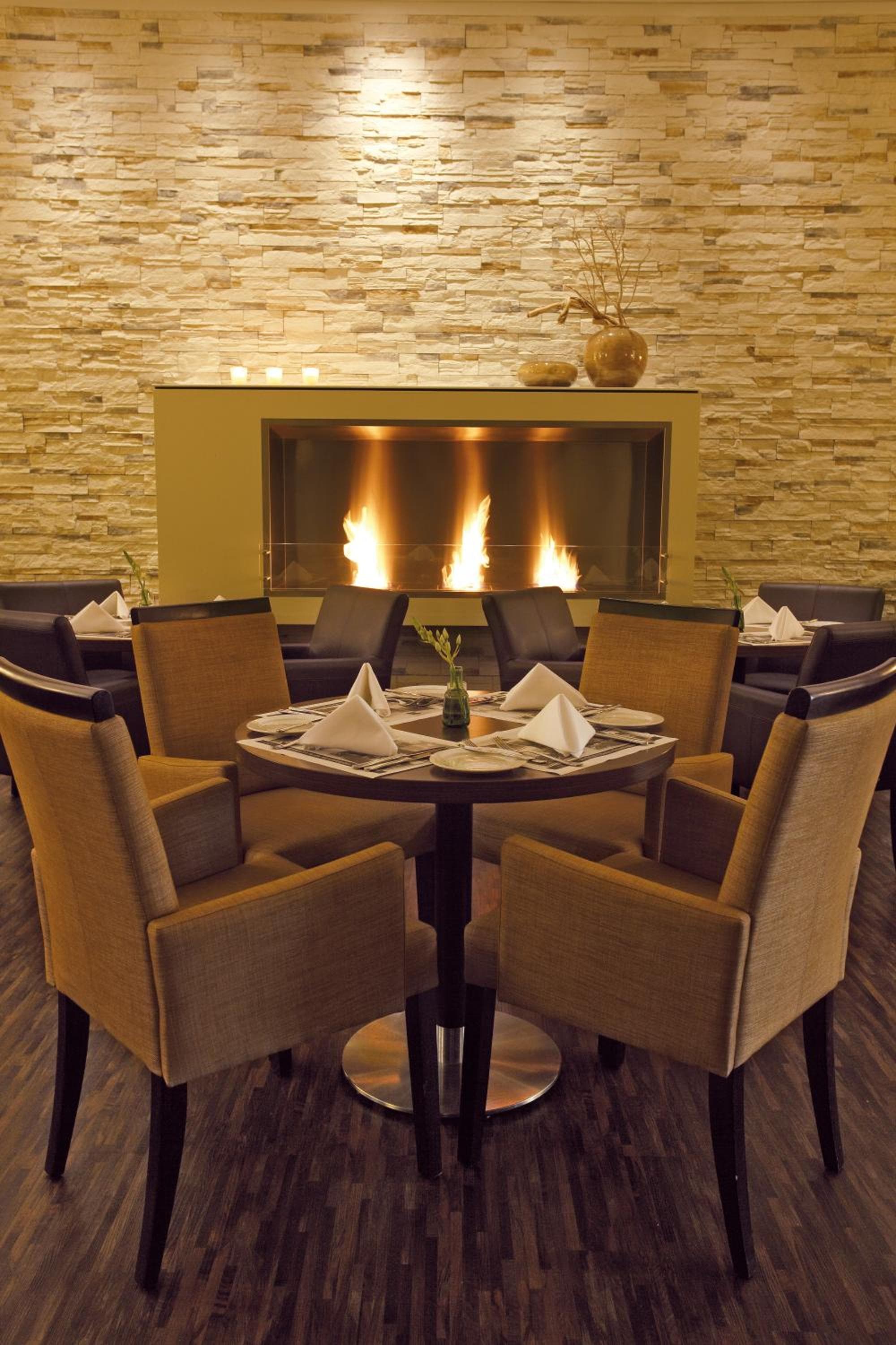 H4 Hotel Berlin Alexanderplatz hotel, Karl-Liebknecht-Strasse 32, Berlin, Germany — photo 9