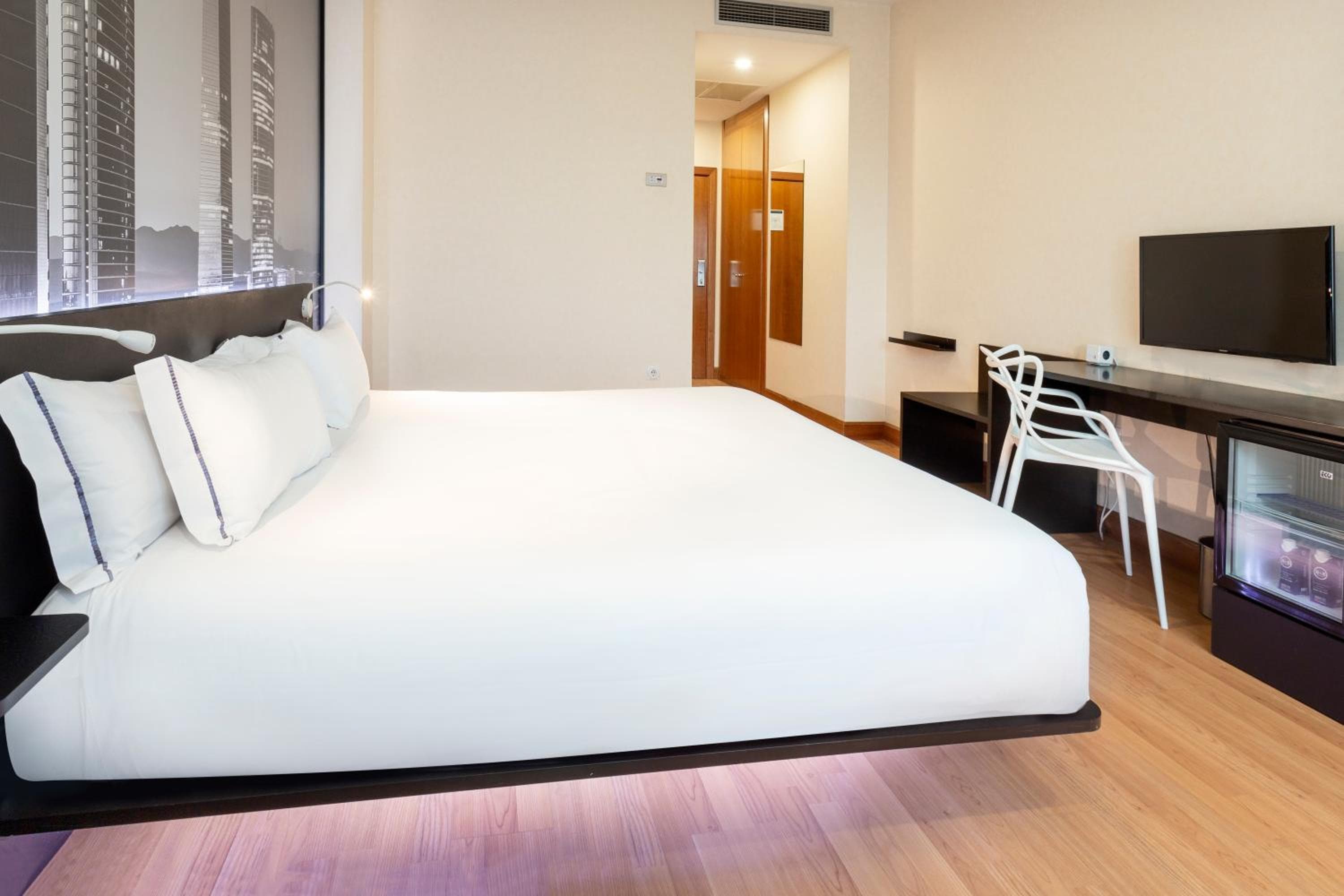 B&B HOTEL Madrid Aeropuerto T4 — 12