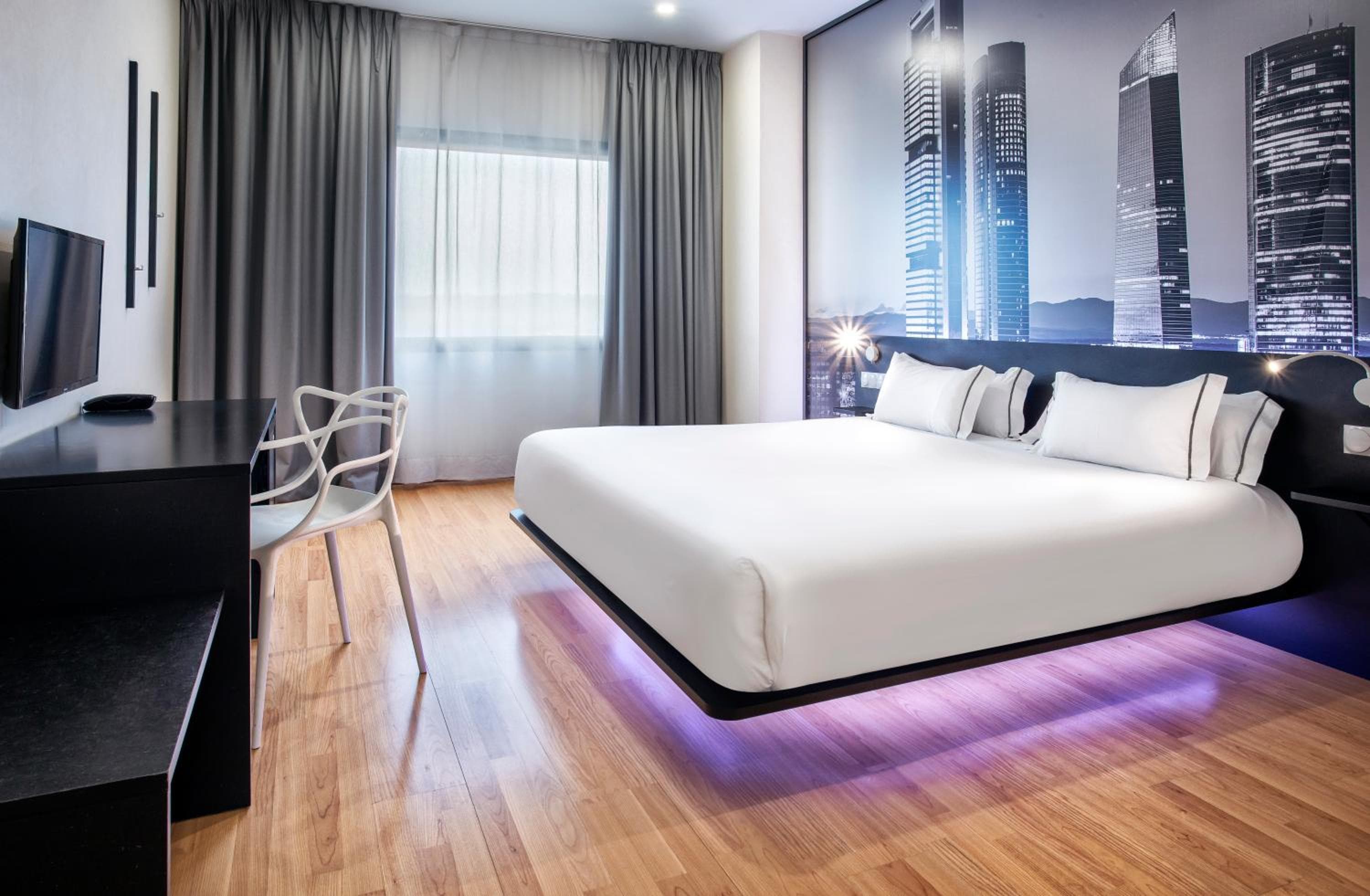 B&B HOTEL Madrid Aeropuerto T4 — 1