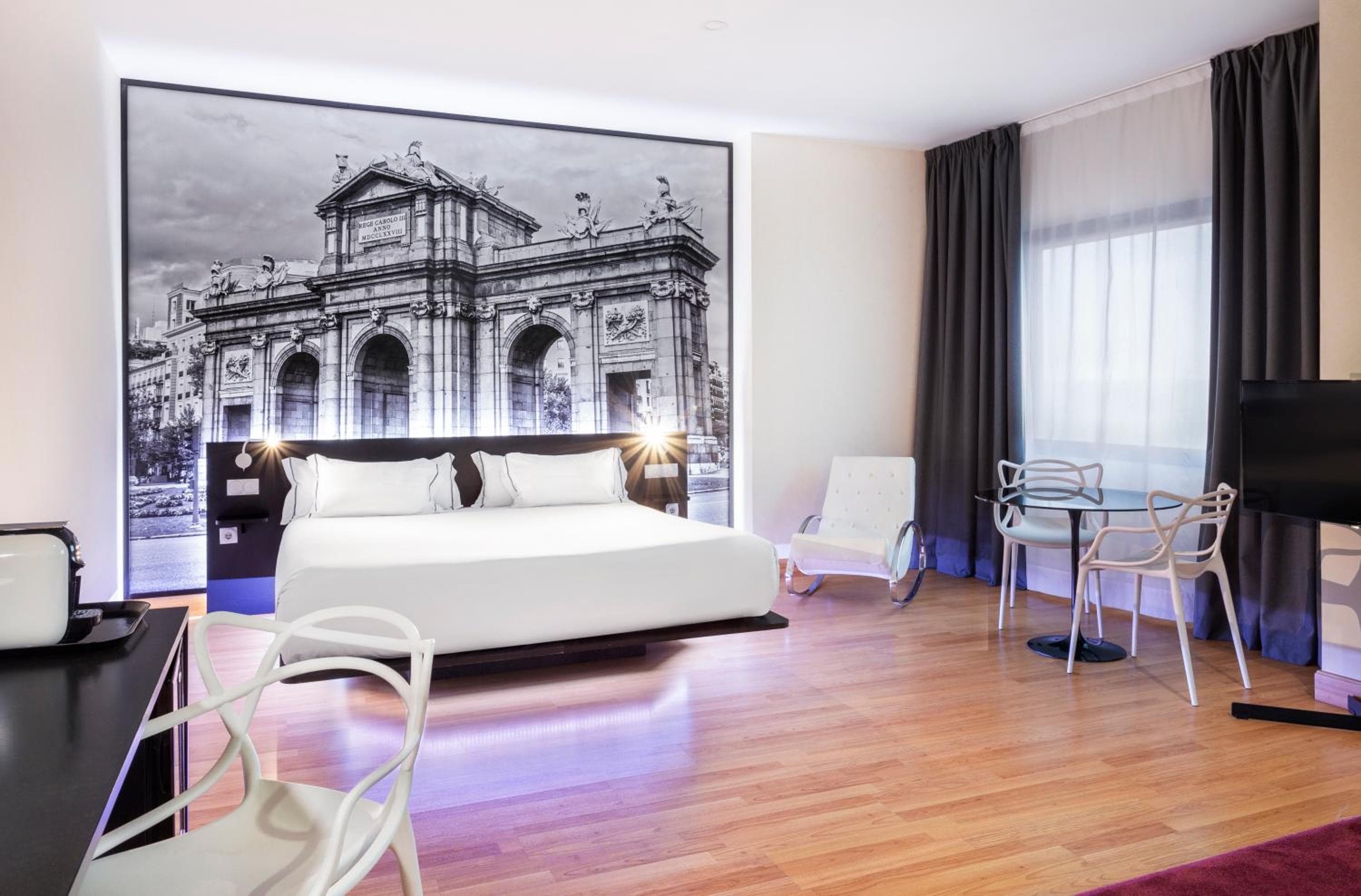 B&B HOTEL Madrid Aeropuerto T4 — 24