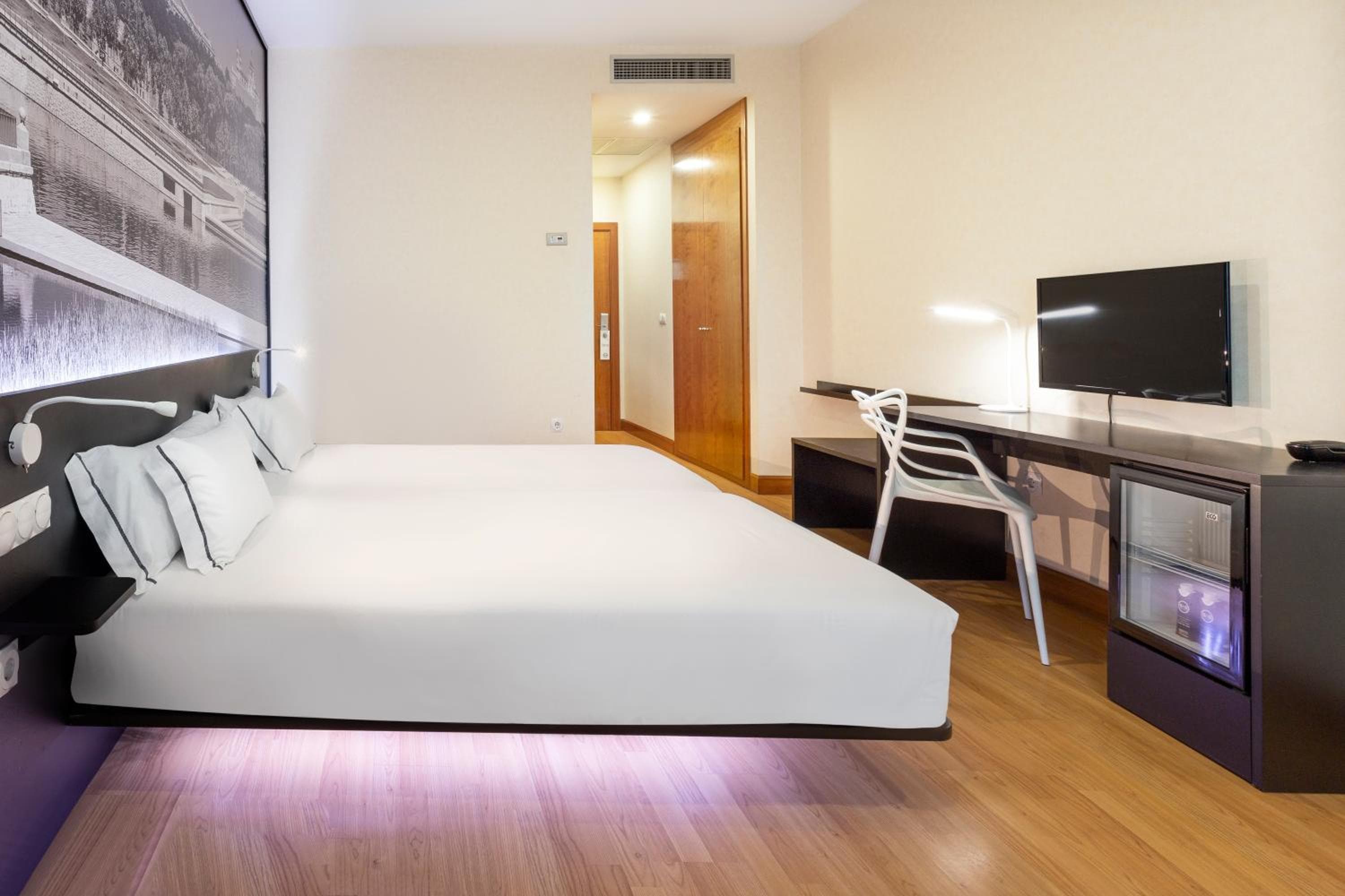 B&B HOTEL Madrid Aeropuerto T4 — 14