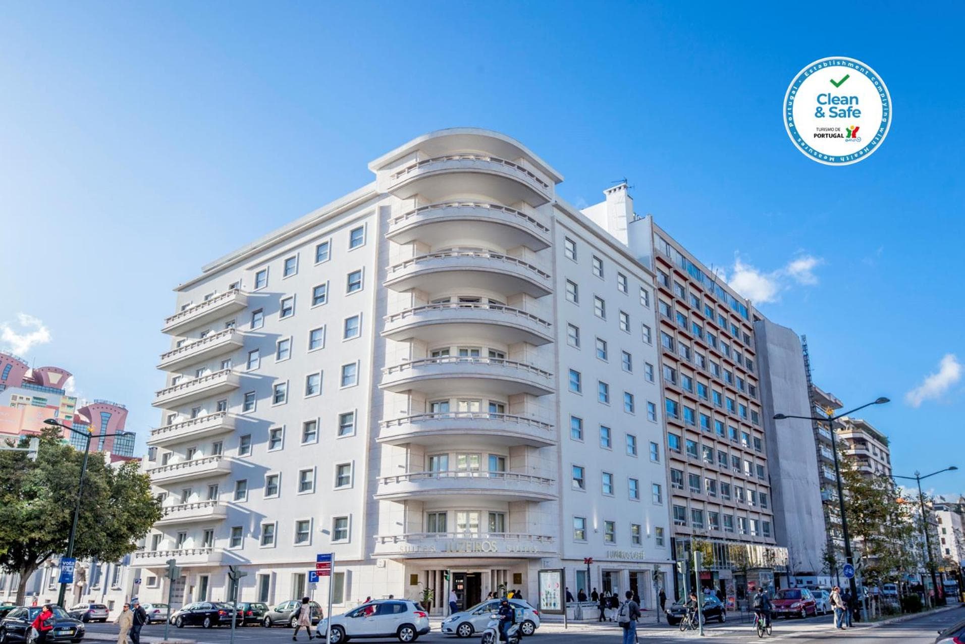 Luzeiros Suites — 1