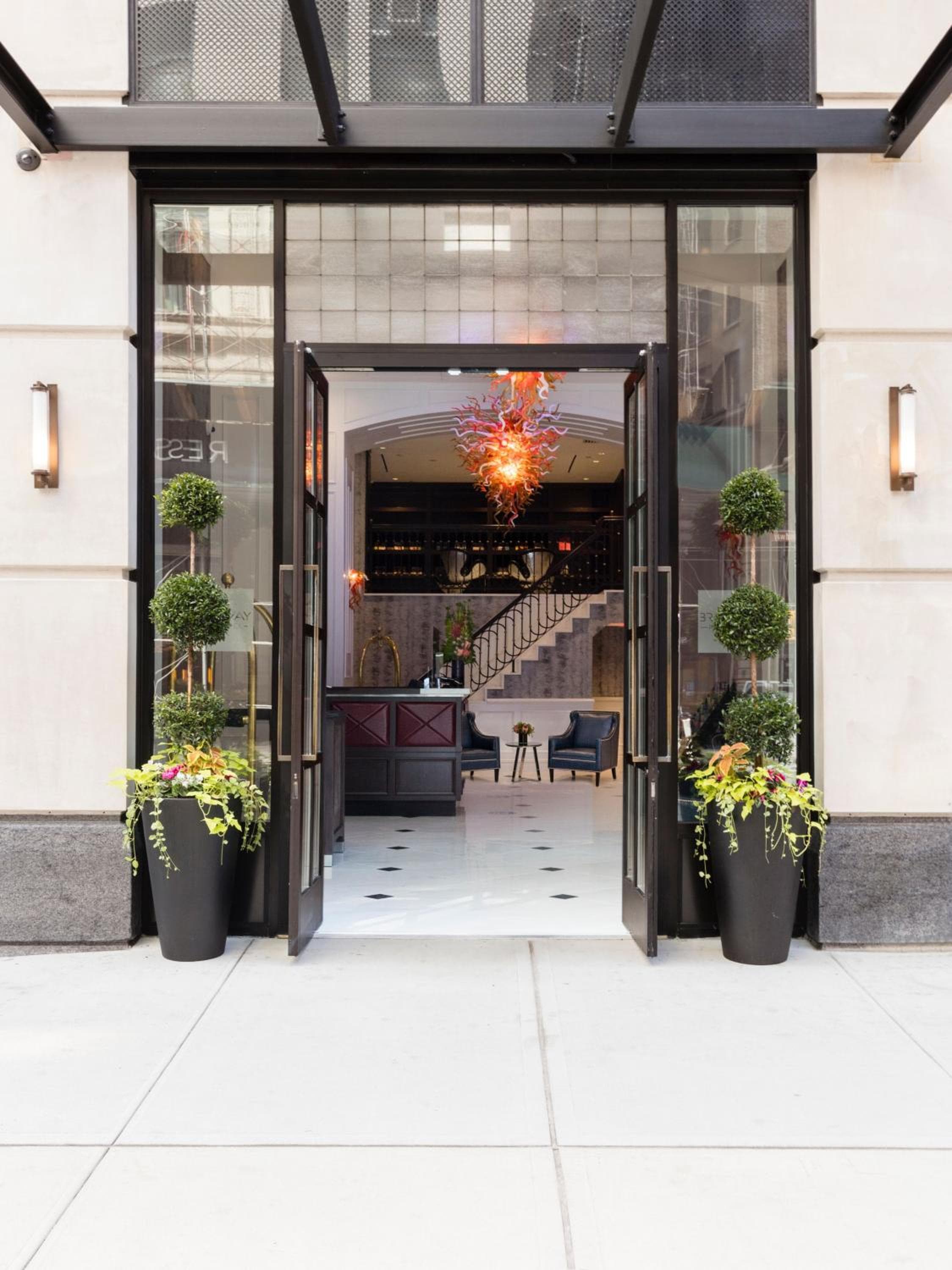 Broadway Plaza Hotel — 5