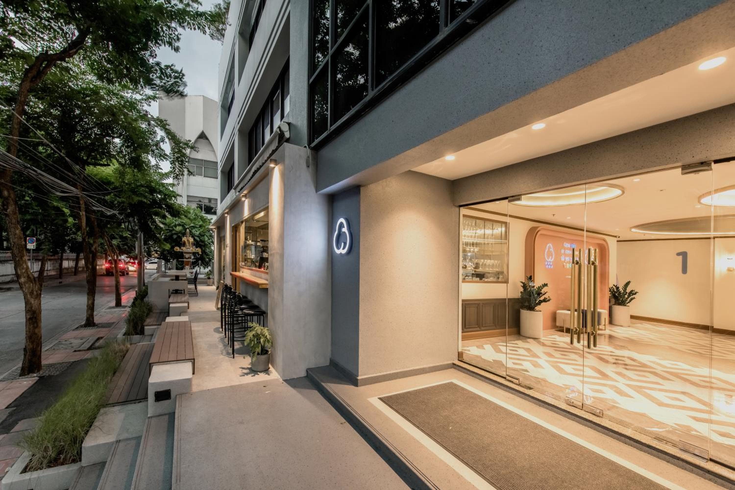 Hotel Saladaeng — 1