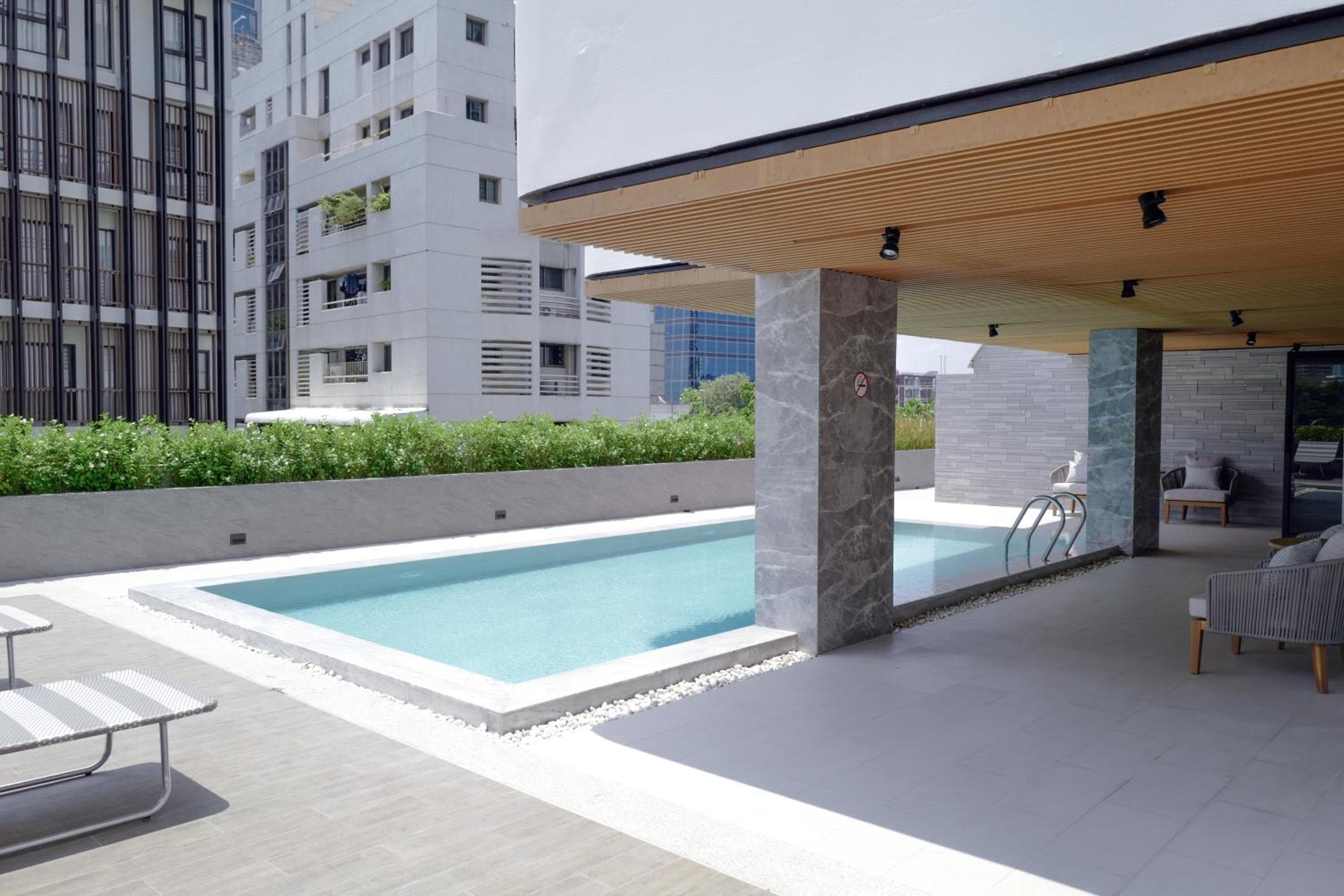 Hotel Saladaeng — 15