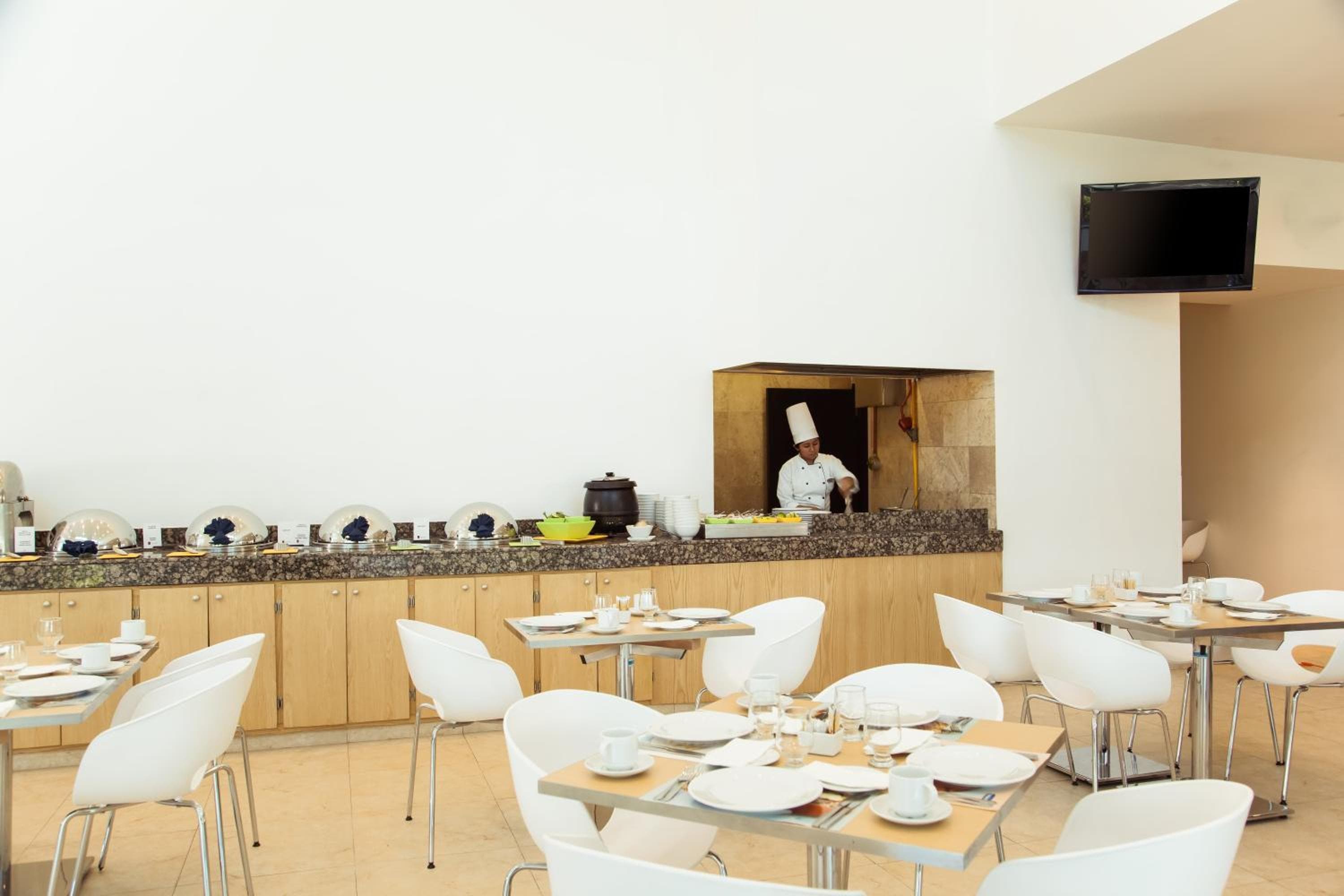Fiesta Inn Periferico Sur — 27