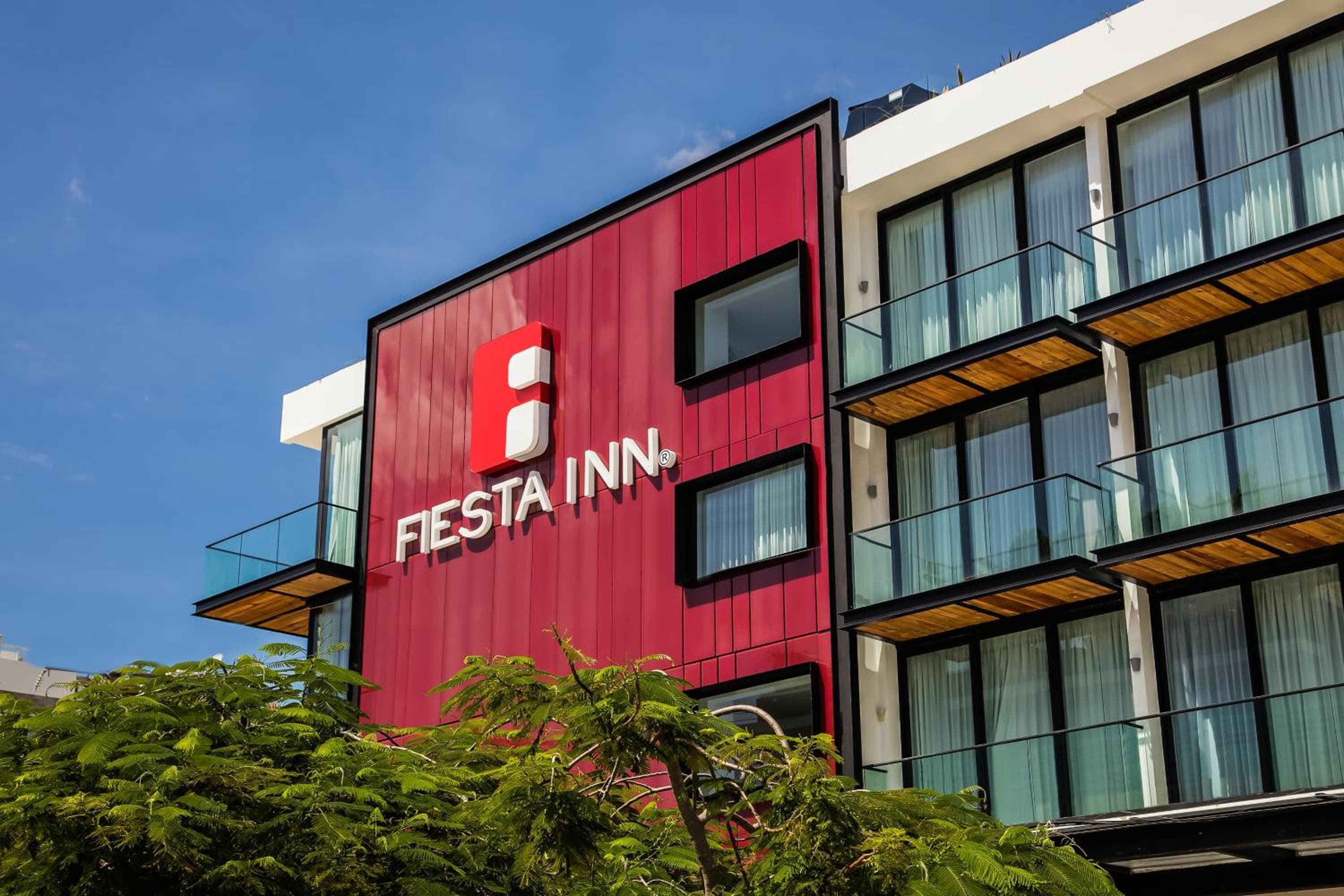 Fiesta Inn Playa del Carmen — 17