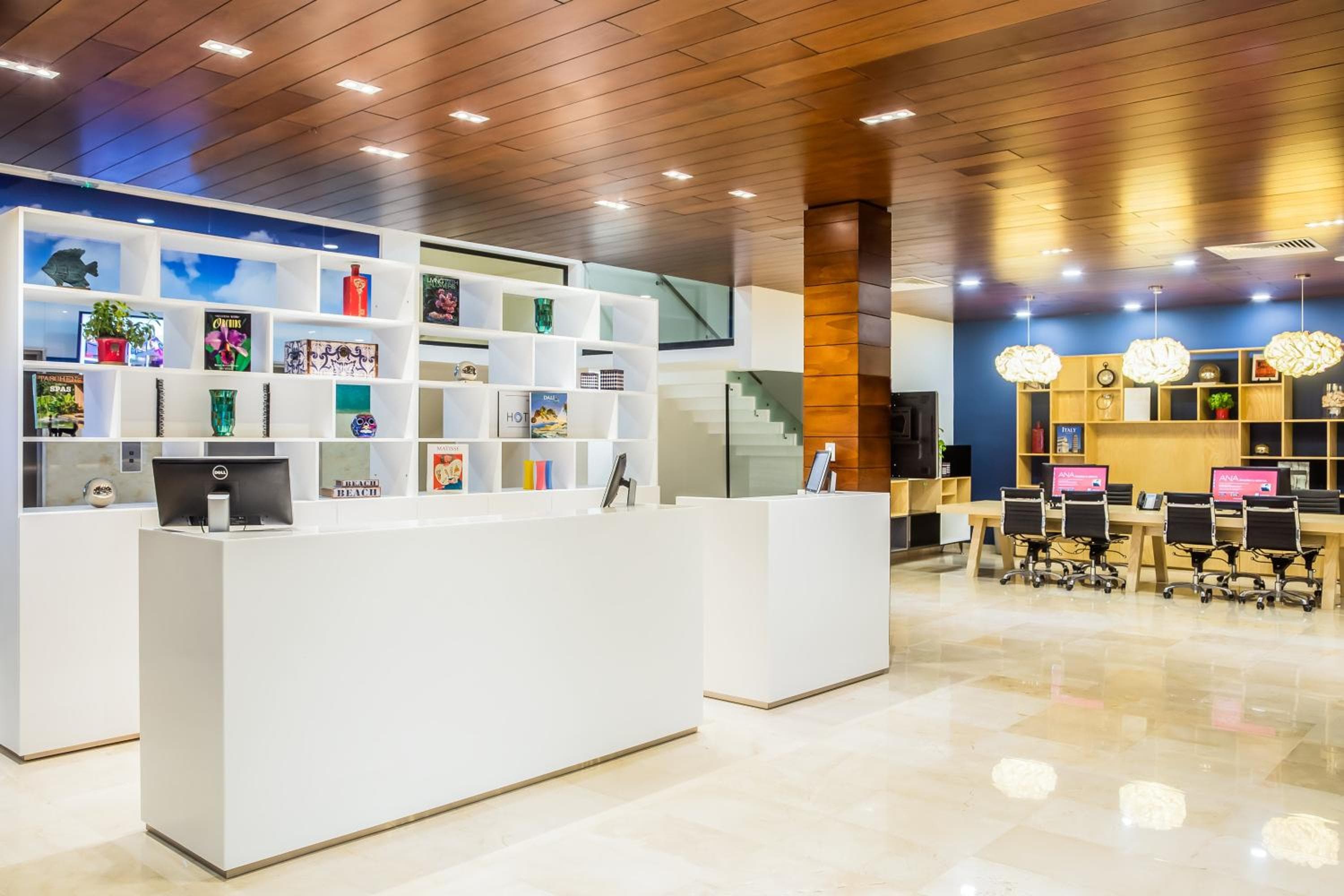 Fiesta Inn Playa del Carmen — 30