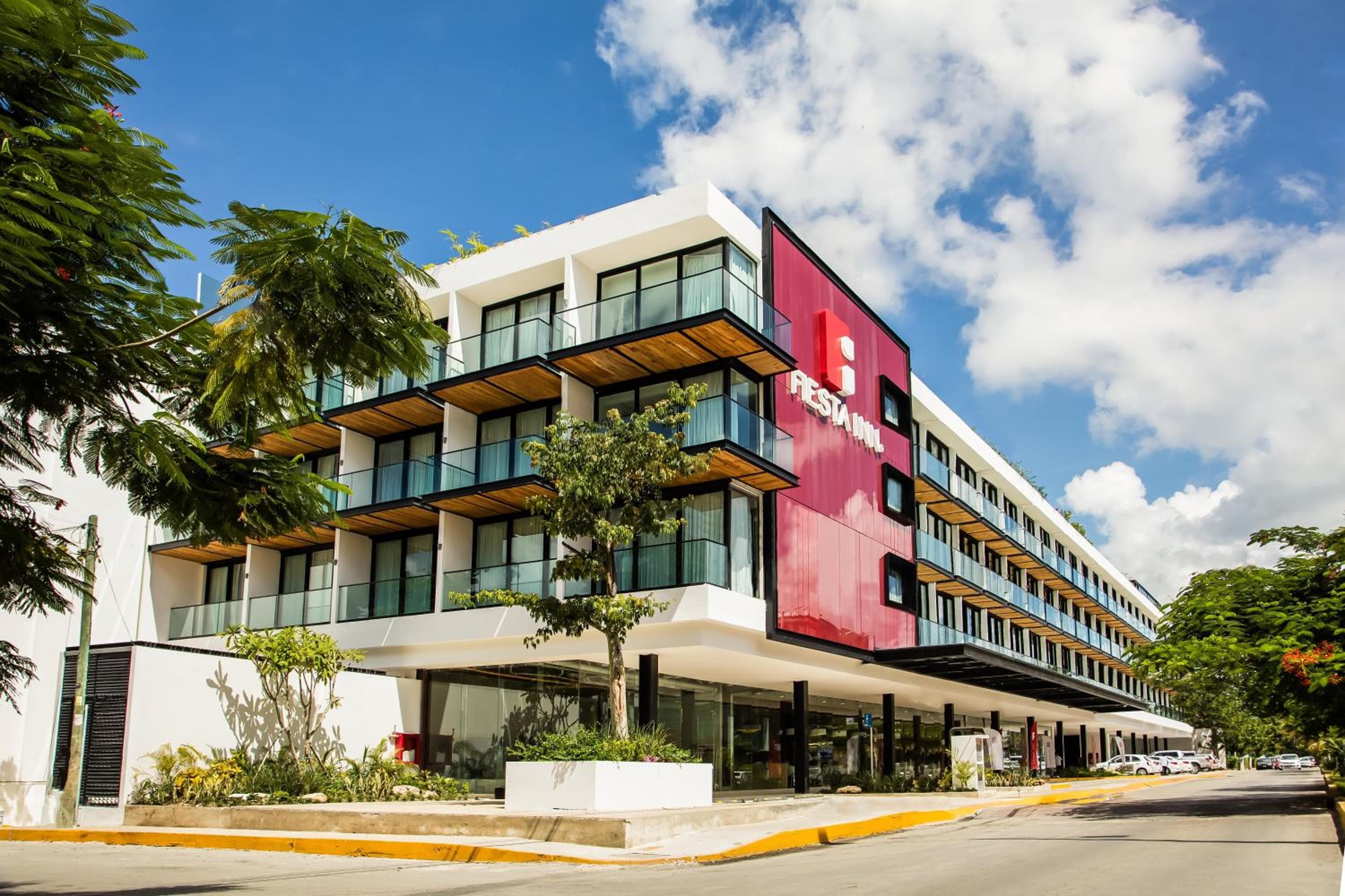 Fiesta Inn Playa del Carmen — 1