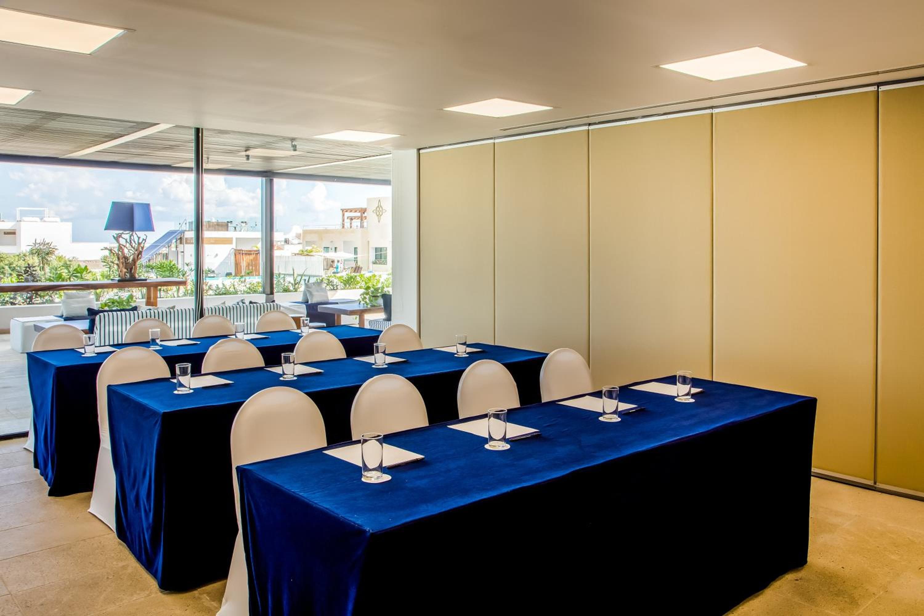 Fiesta Inn Playa del Carmen — 28
