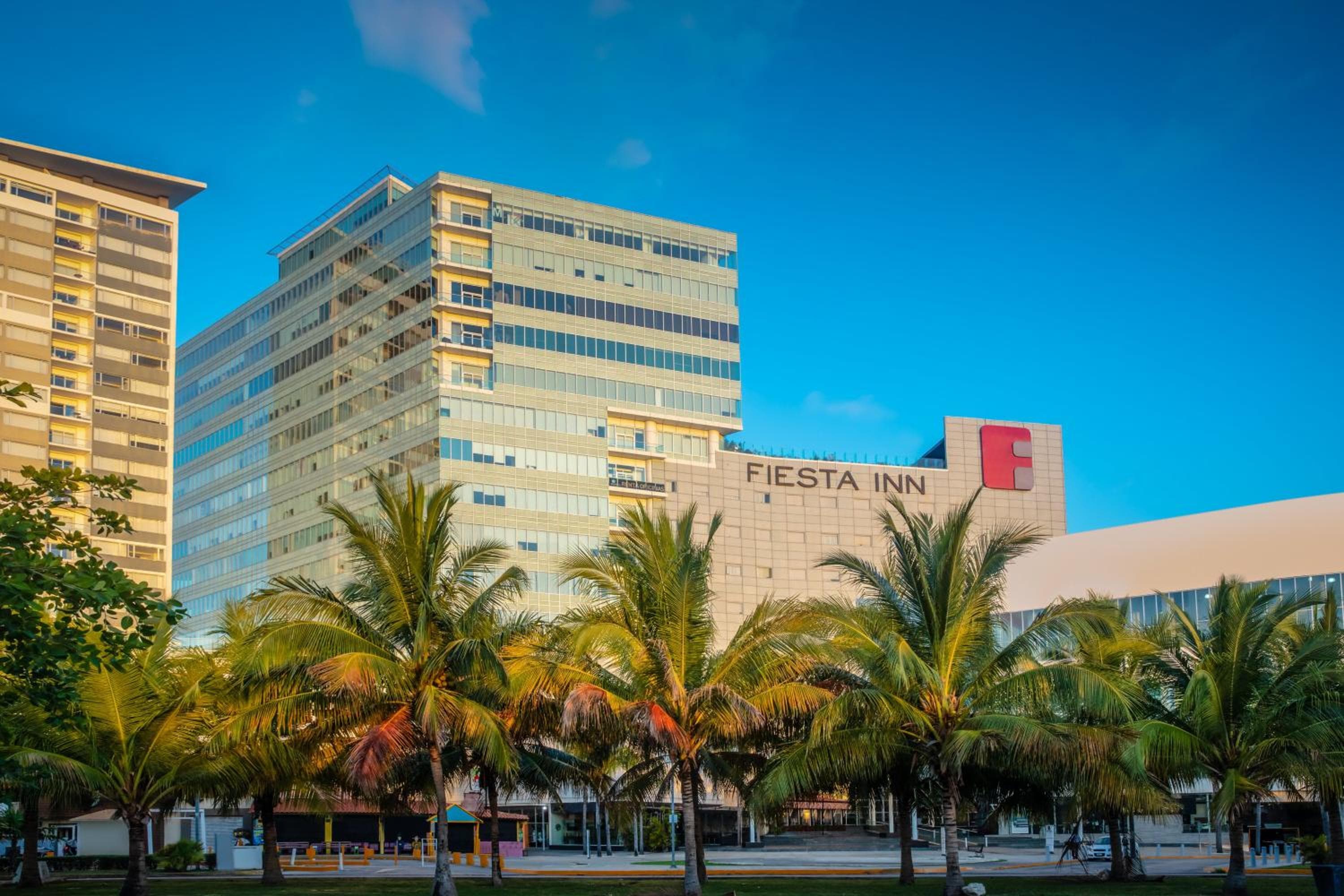 Fiesta Inn Cancun Las Americas — 7