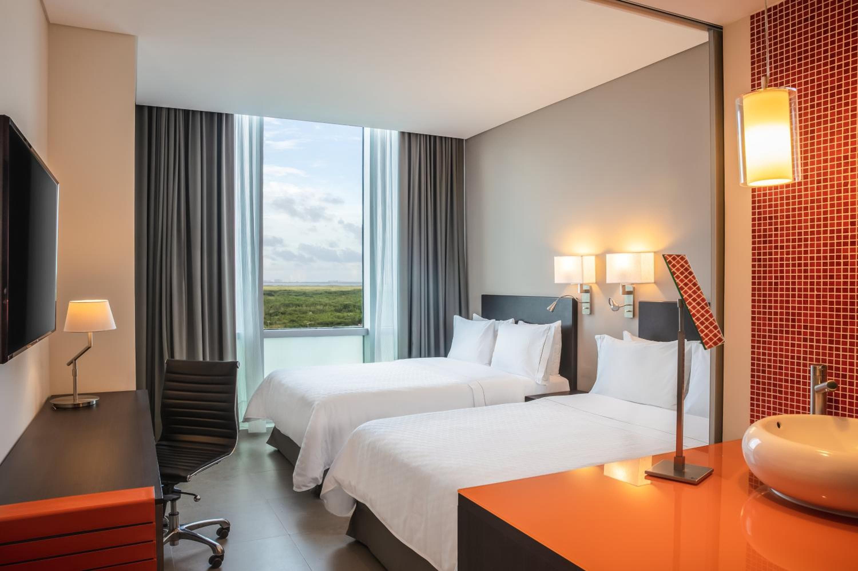 Fiesta Inn Cancun Las Americas — 27