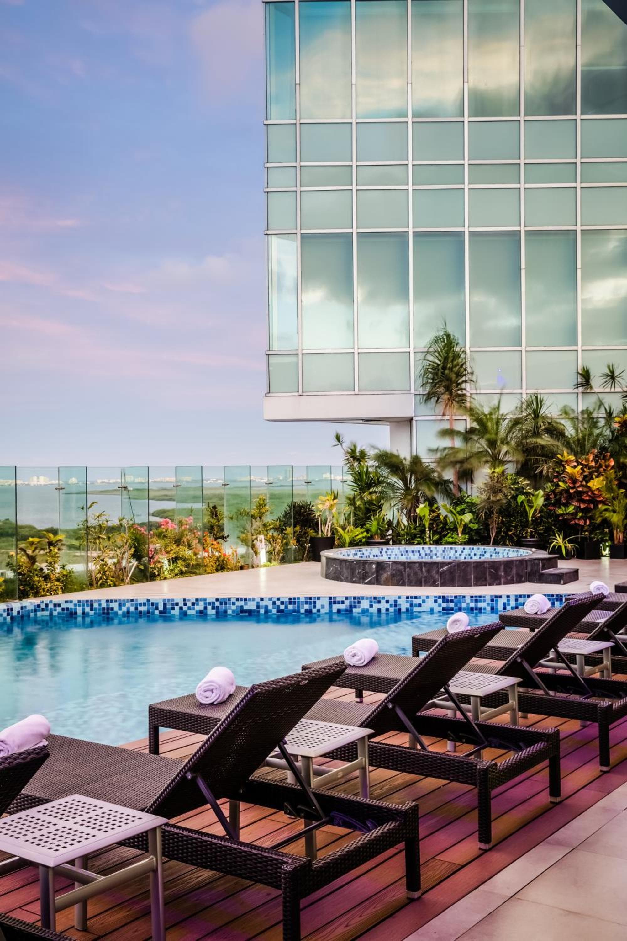 Fiesta Inn Cancun Las Americas — 6