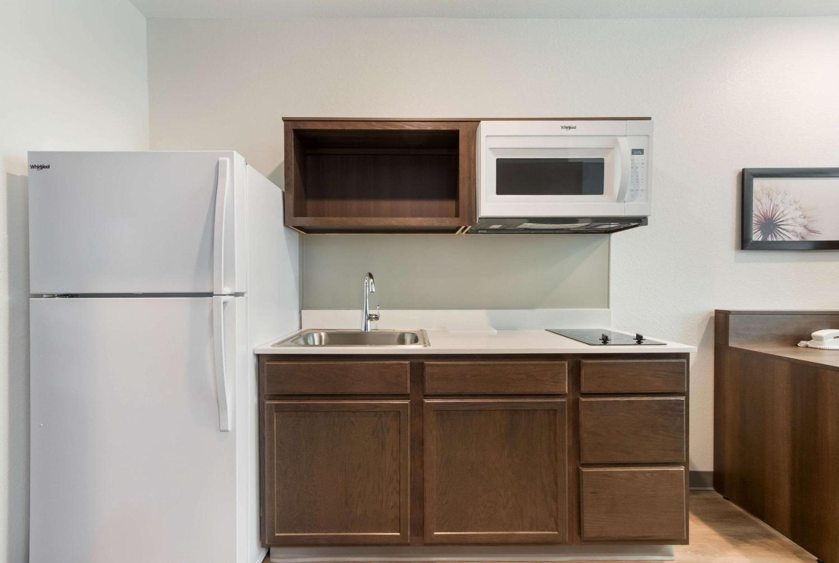 WoodSpring Suites Tamarac — 5