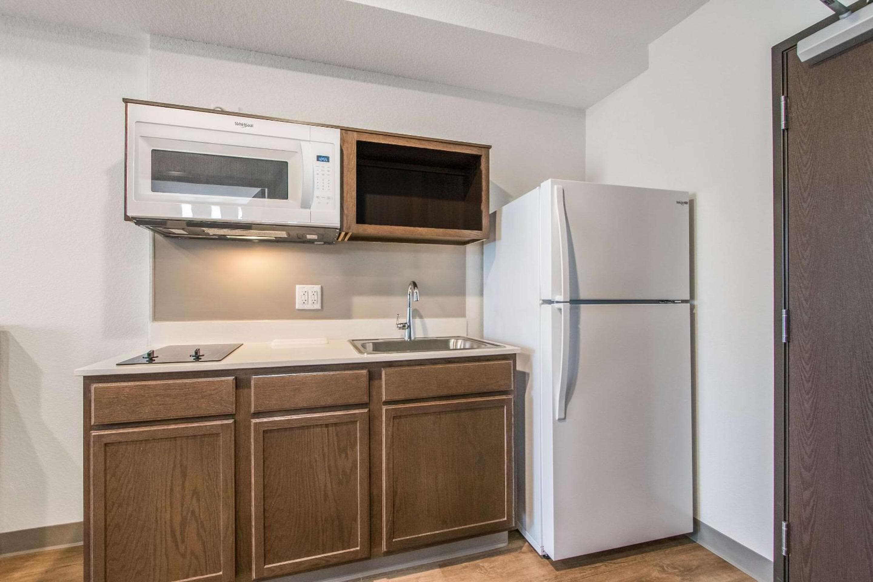 WoodSpring Suites Doral Miami Airport — 12