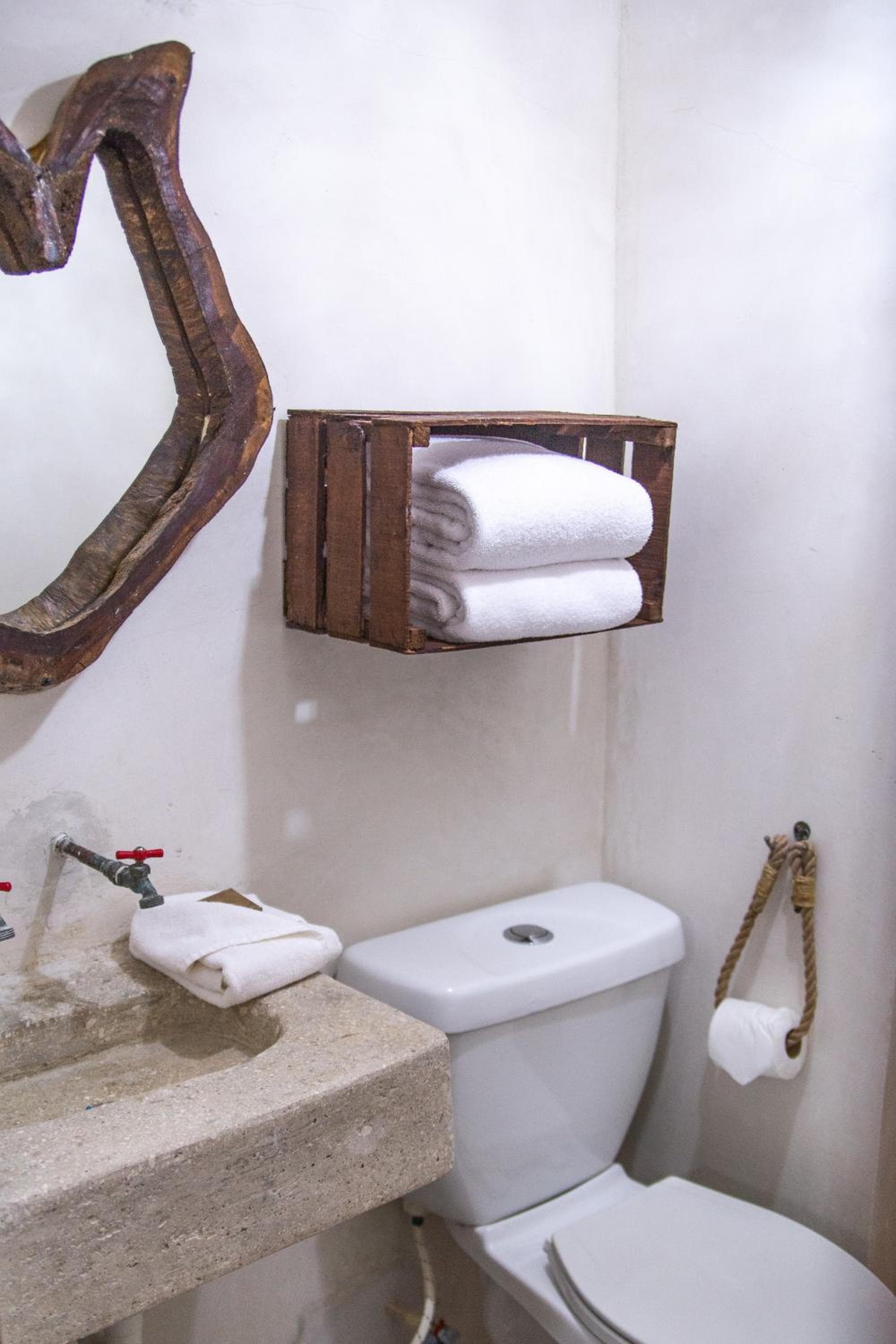 Ahava Hotel — 24