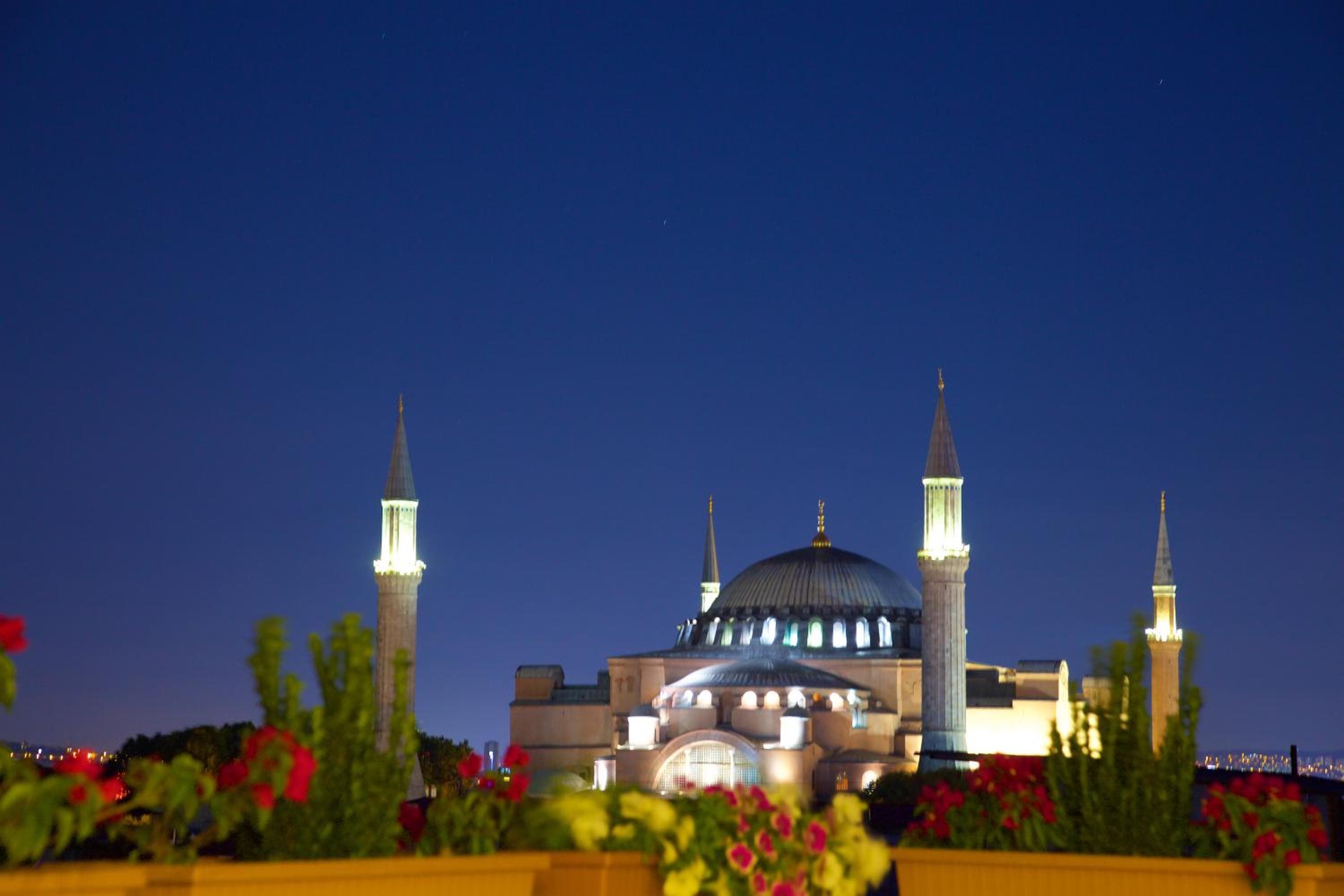 White House Hotel Istanbul — 8