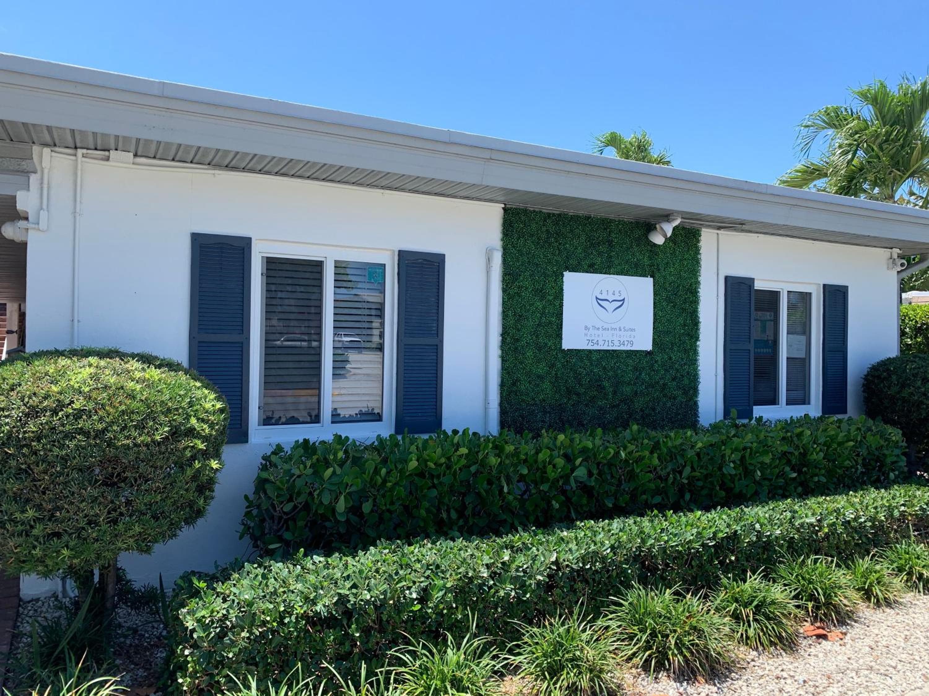 4145 dal mare Inn & Suites — 1