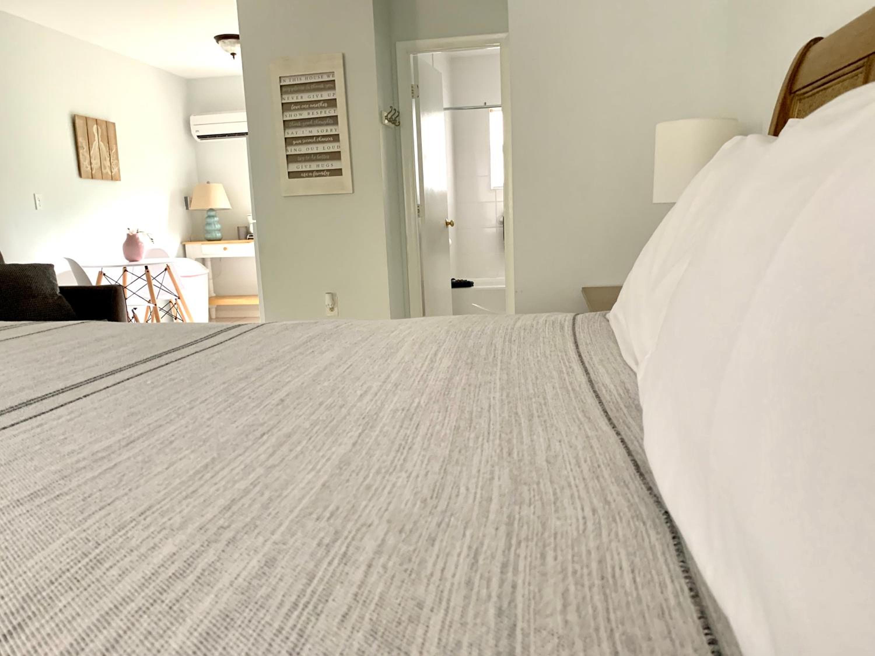 4145 By The Sea Inn & Suites — 17