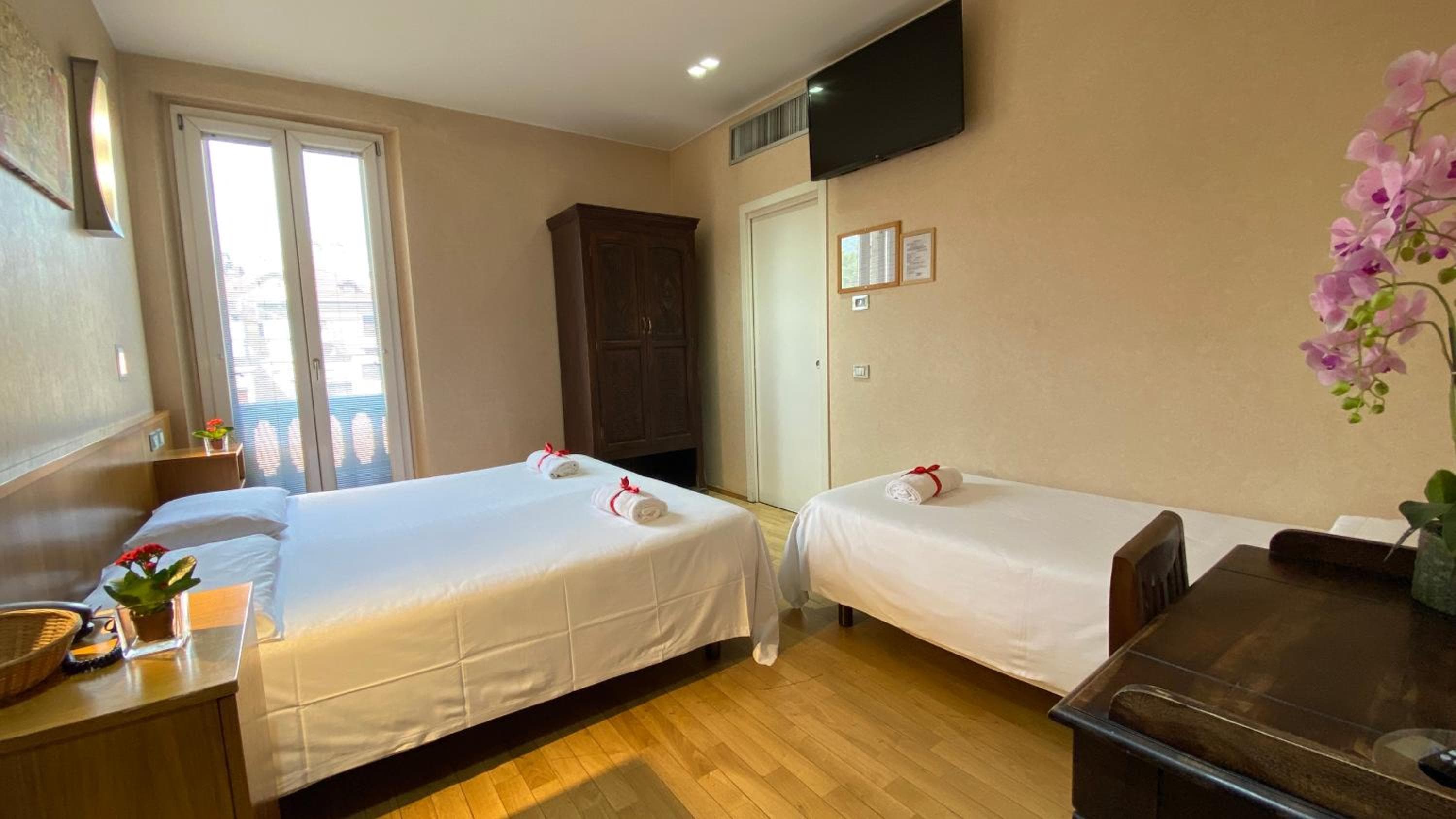 Eurohotel — 27