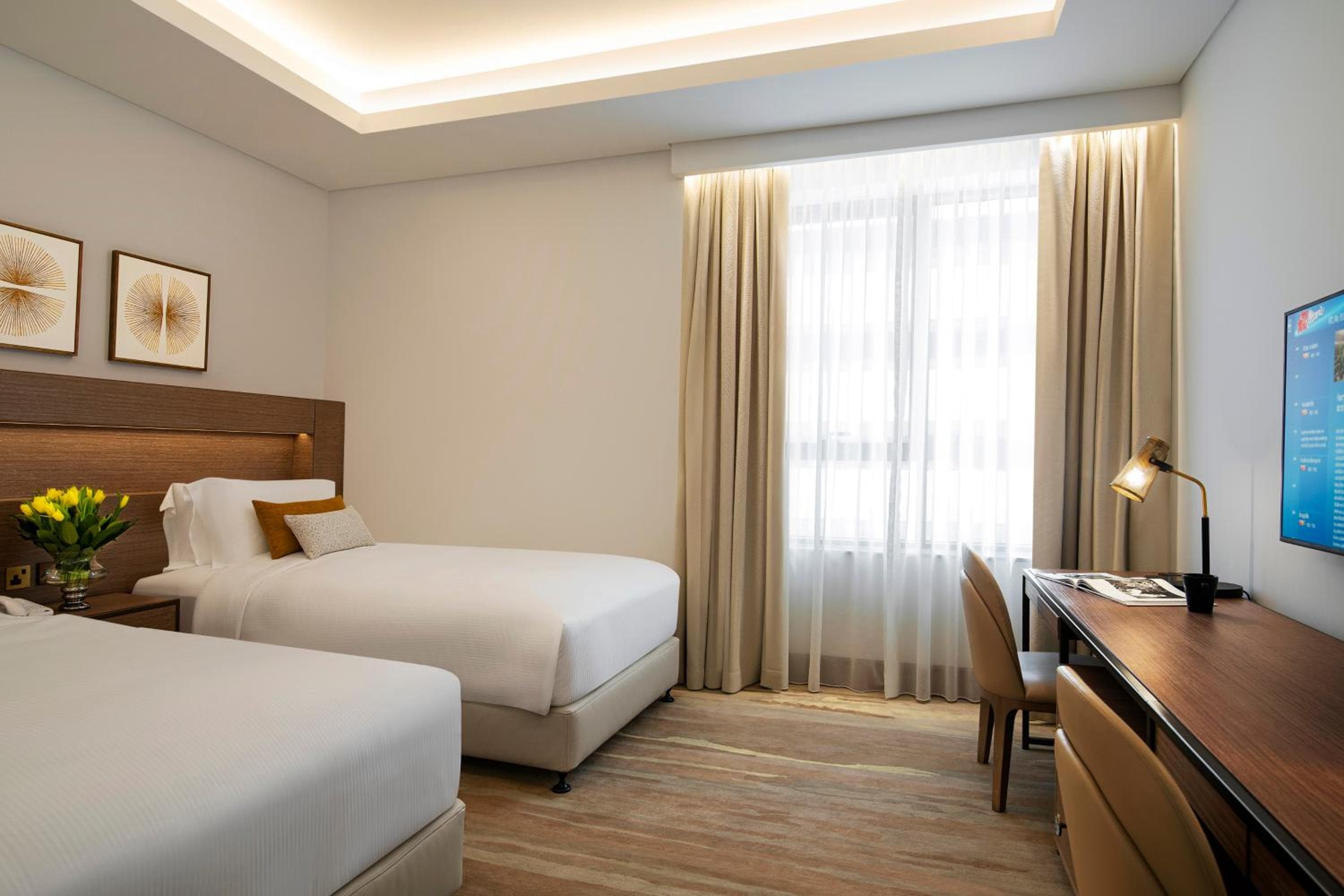 Al Jaddaf Rotana Dubai — 18