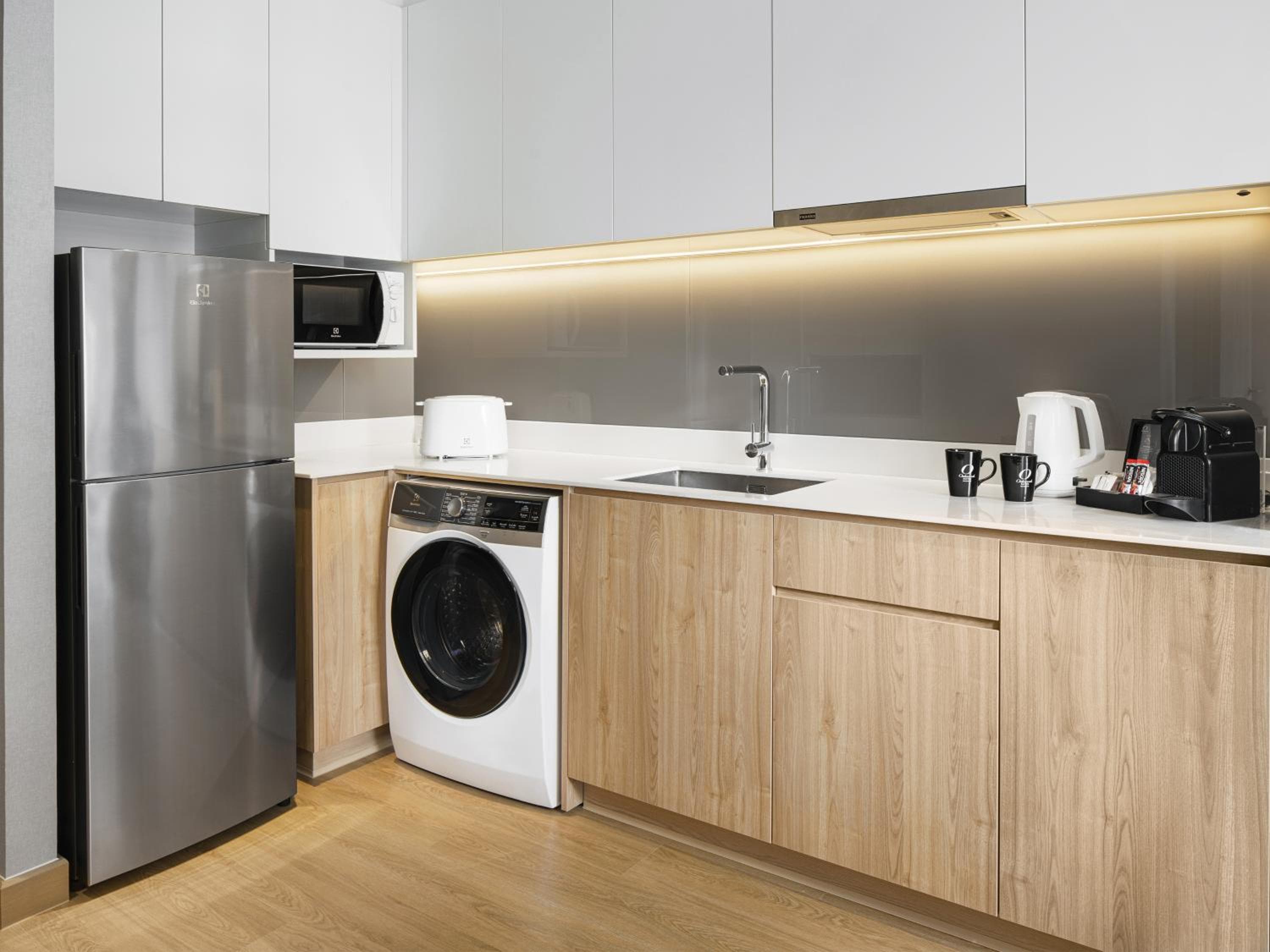 Oakwood Suites Bangkok — 21