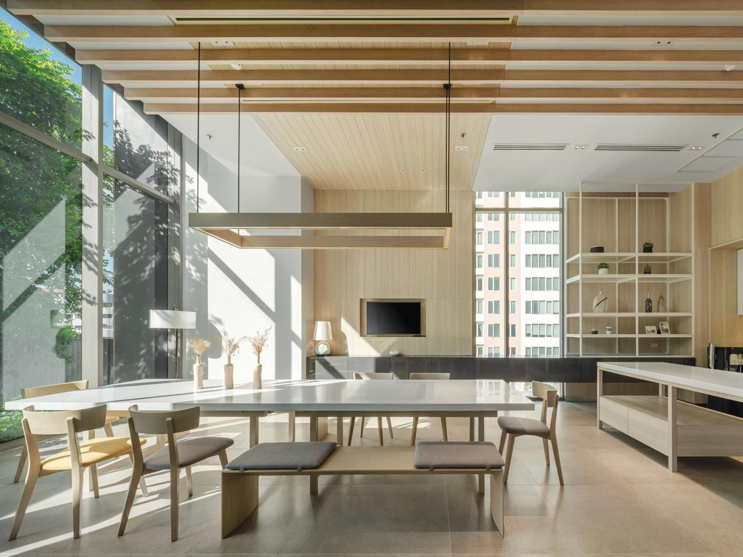 Oakwood Suites Bangkok — 8