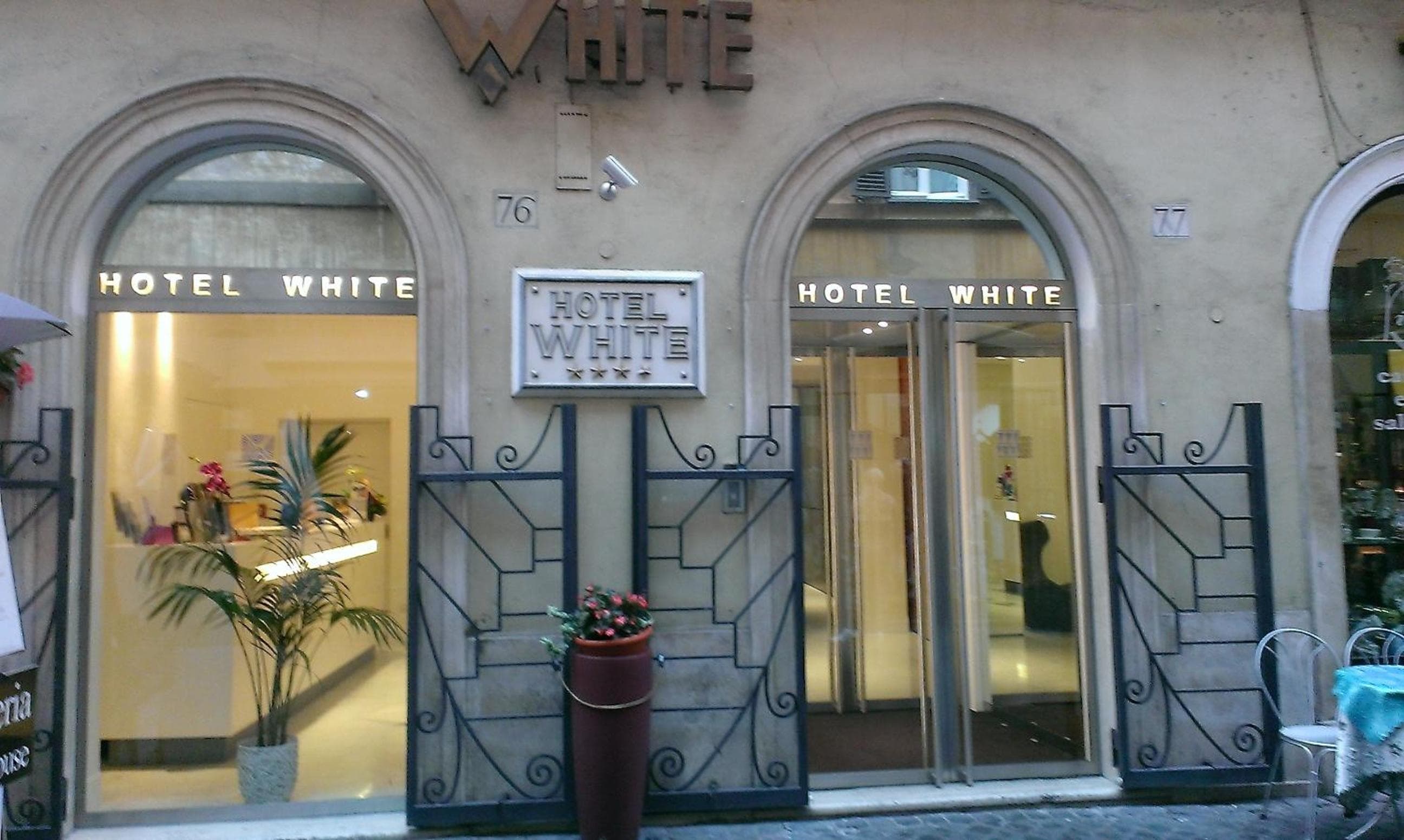 Albergo Bianco — 12
