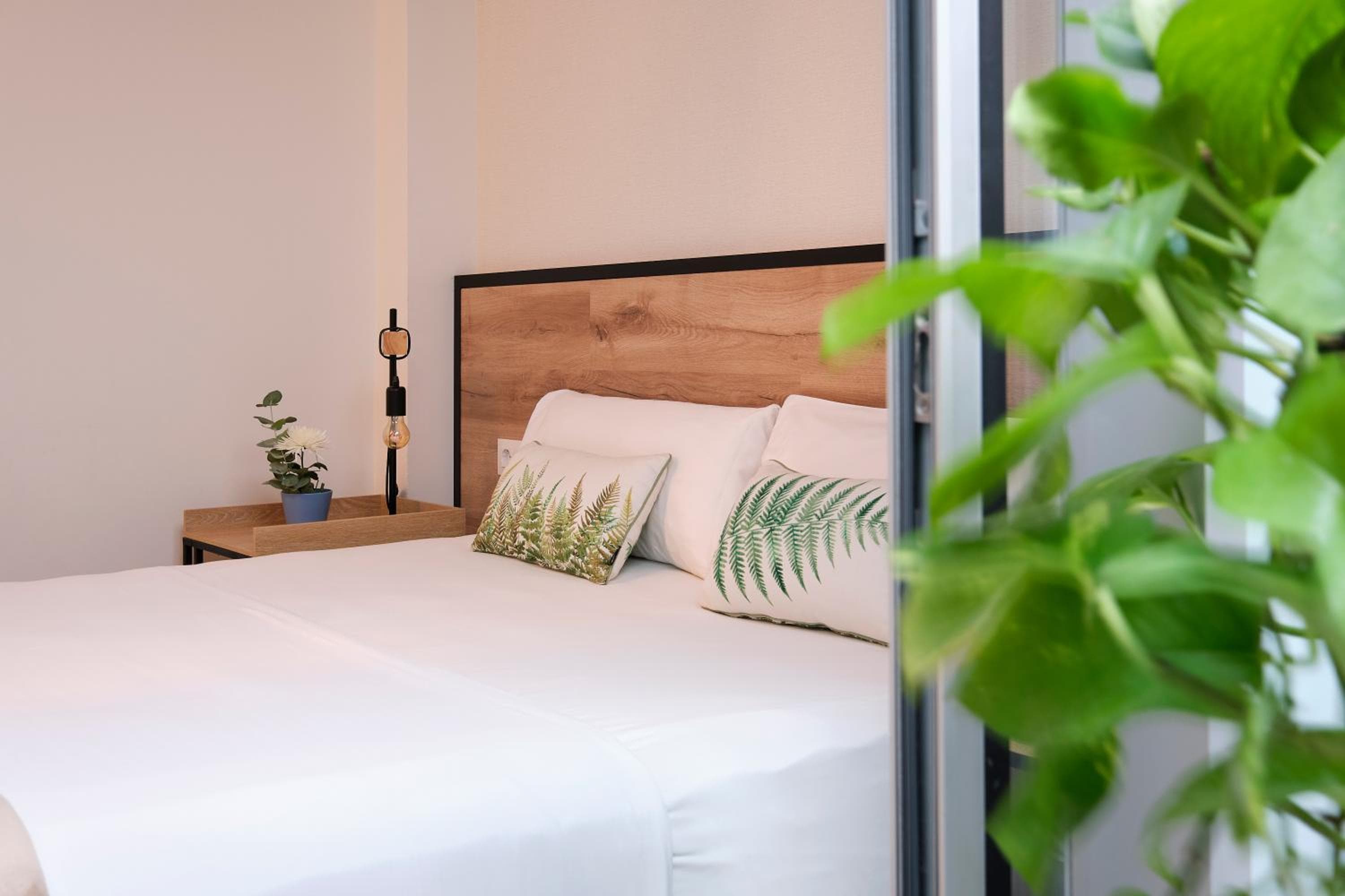 Dulce Sevilla Suites — 25