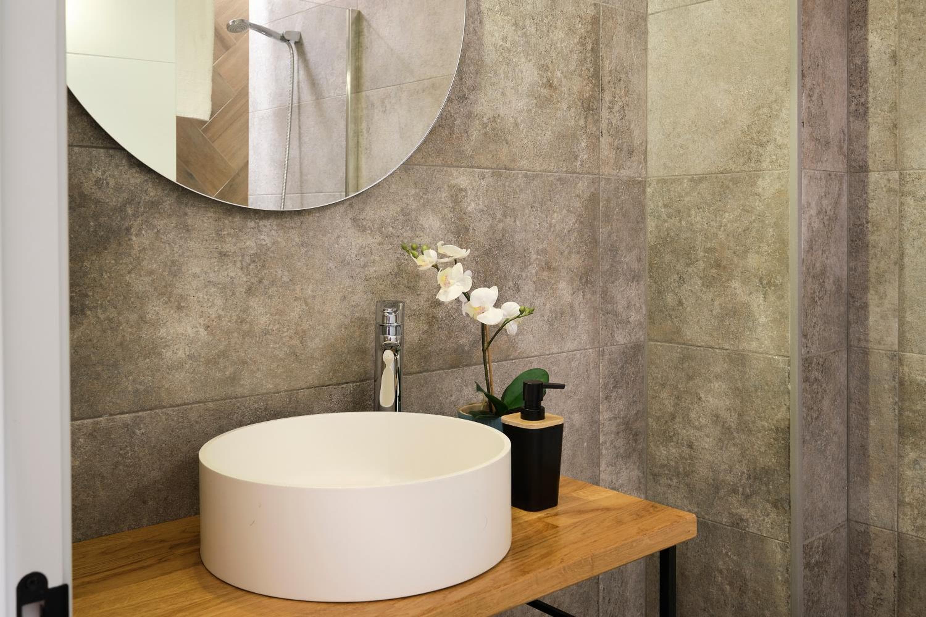 Dulce Sevilla Suites — 24