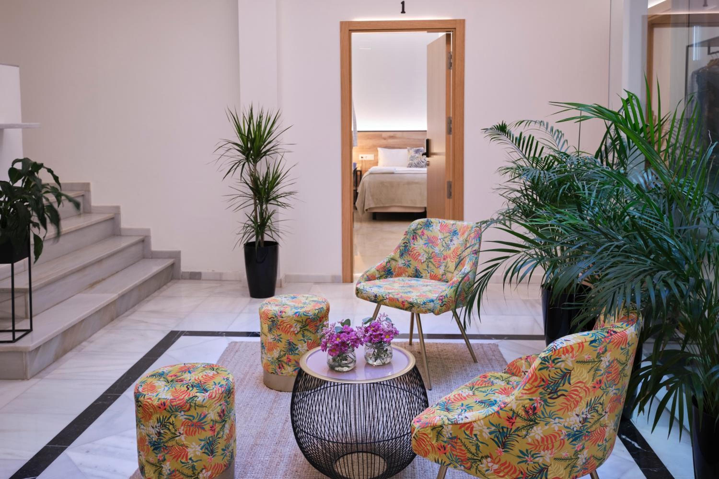 Dulce Sevilla Suites — 8