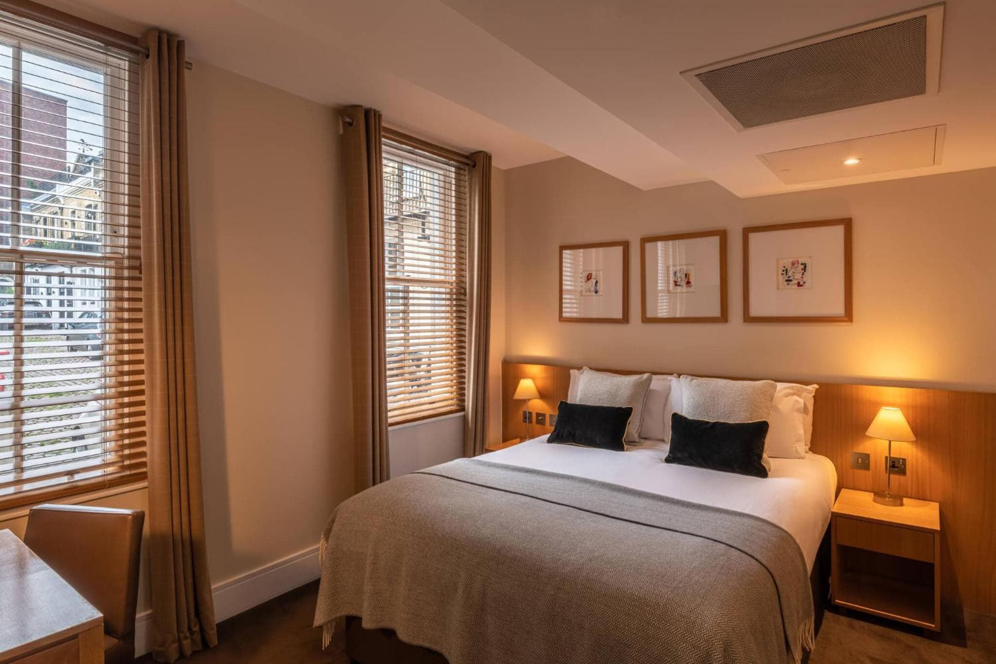 El residente Kensington — 29