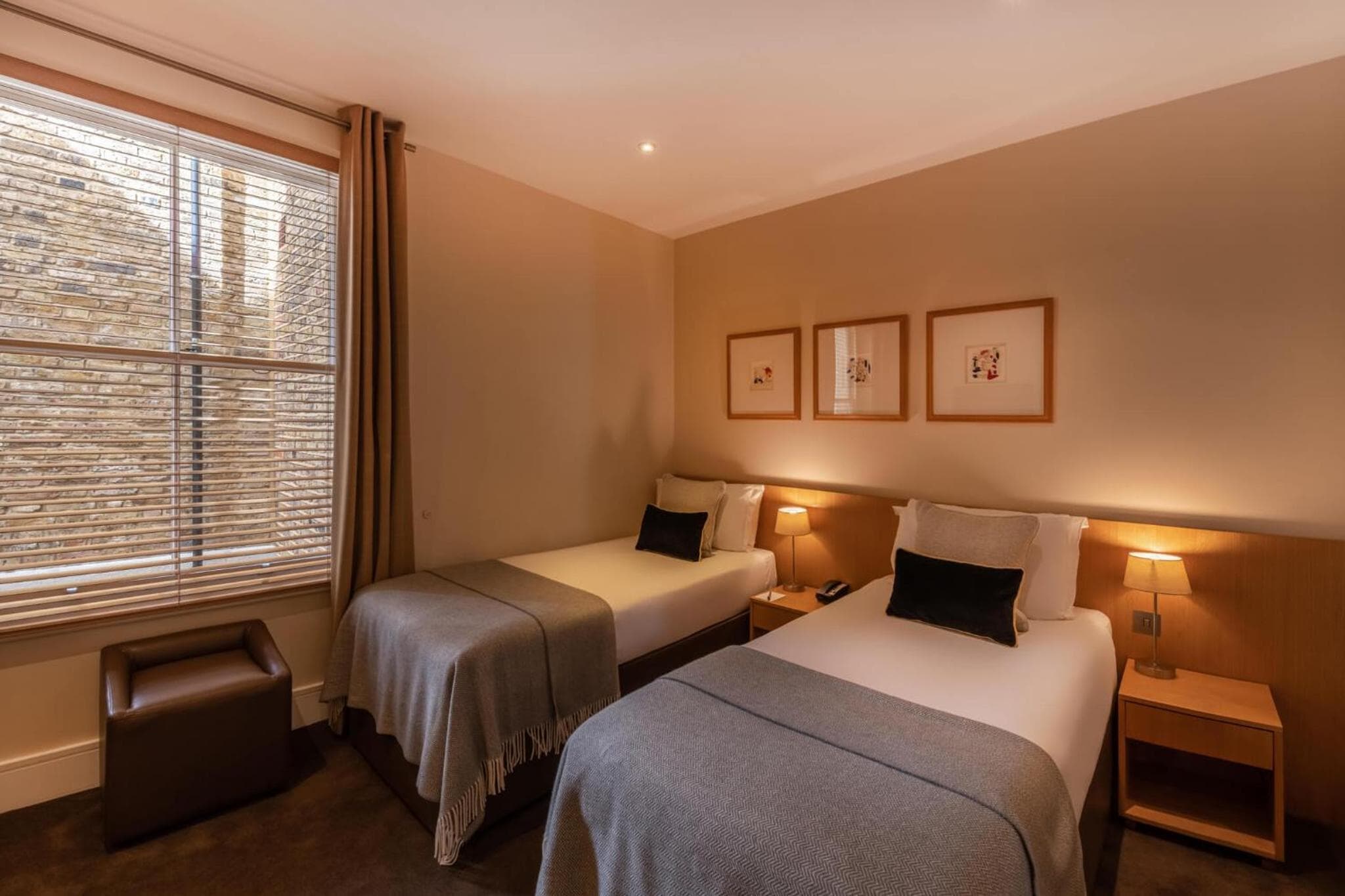 El residente Kensington — 21