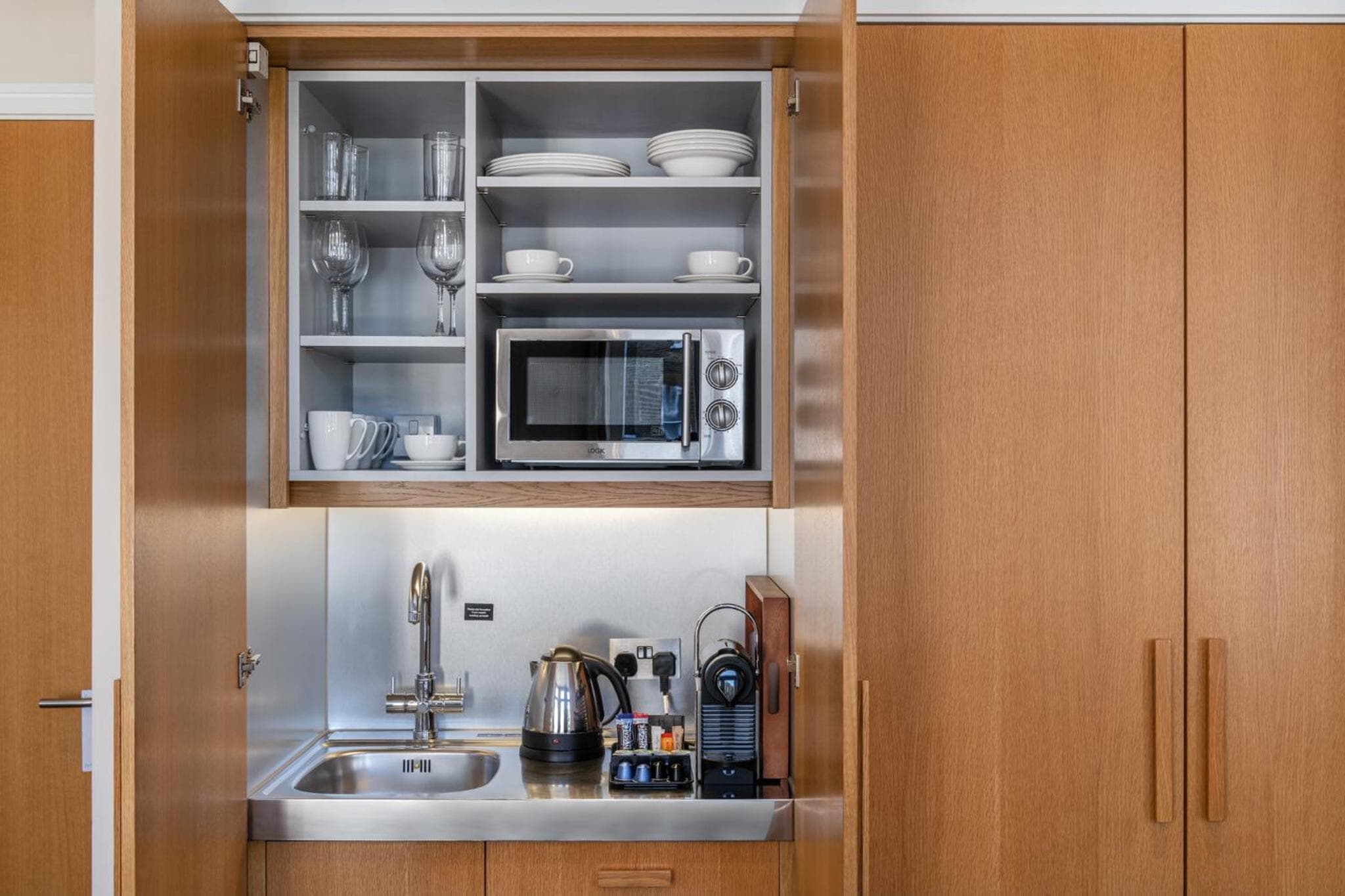 El residente Kensington — 16