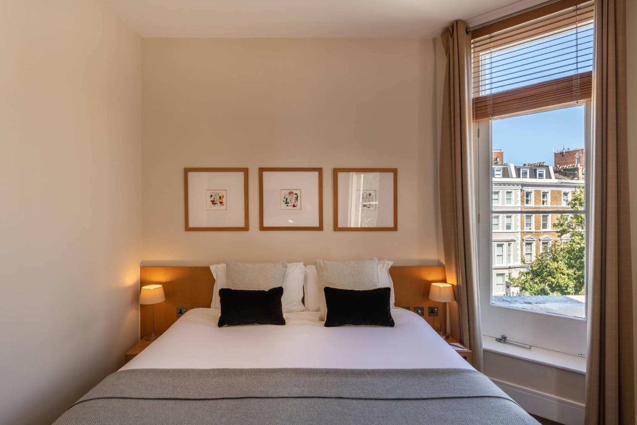 El residente Kensington — 14