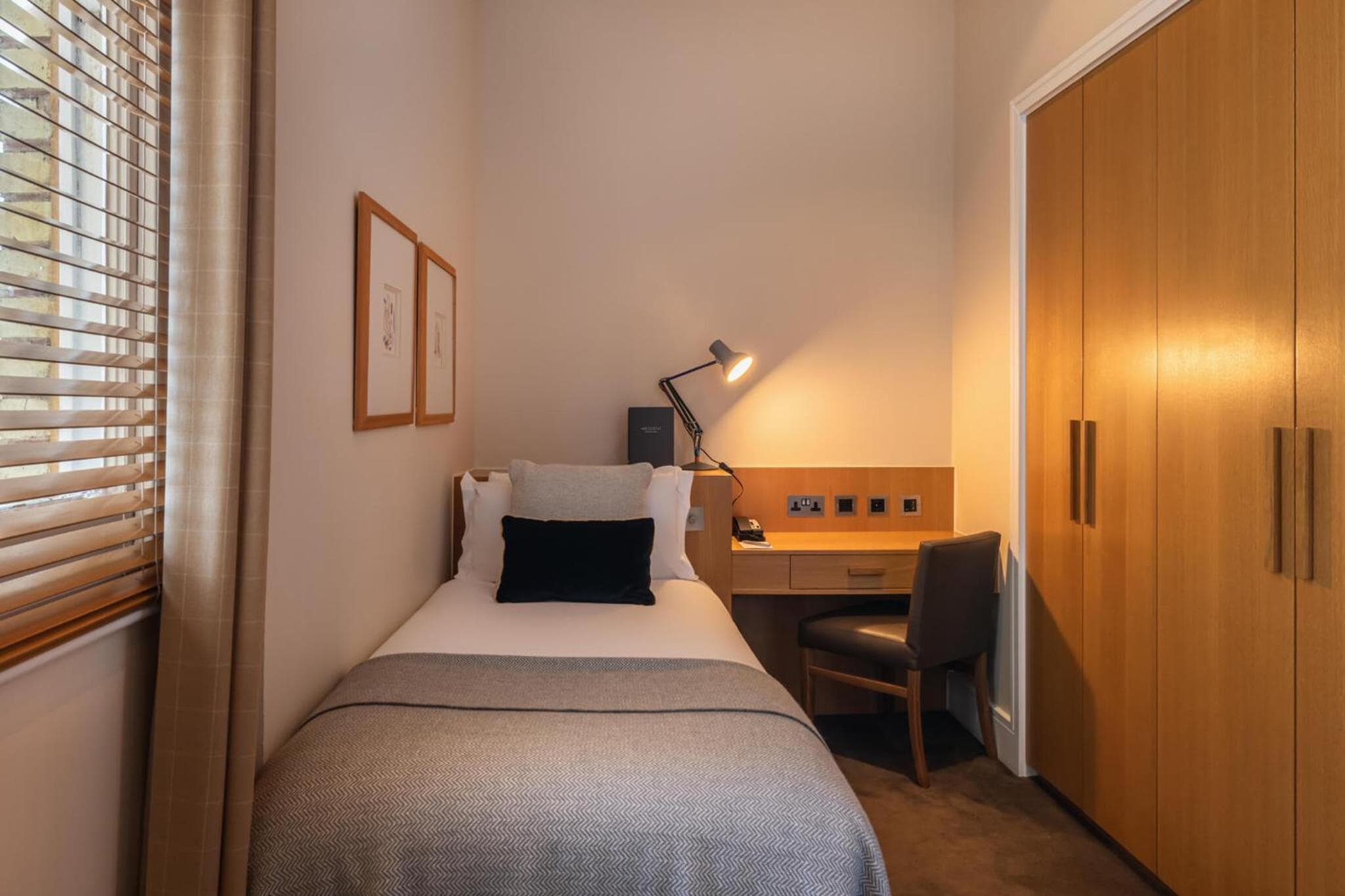 El residente Kensington — 3