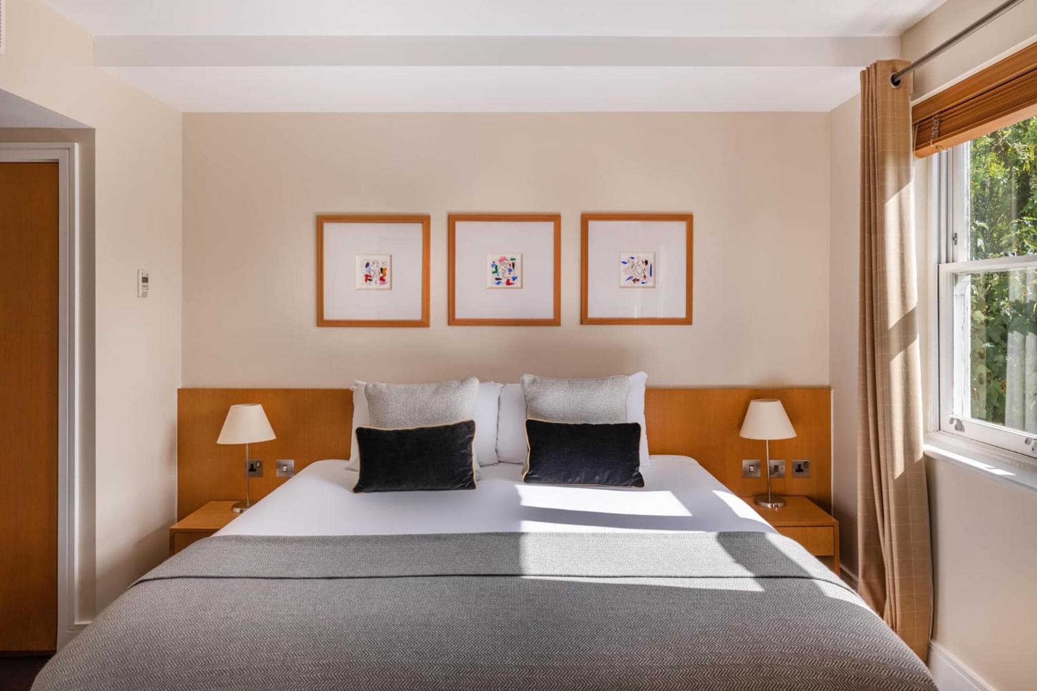 El residente Kensington — 26