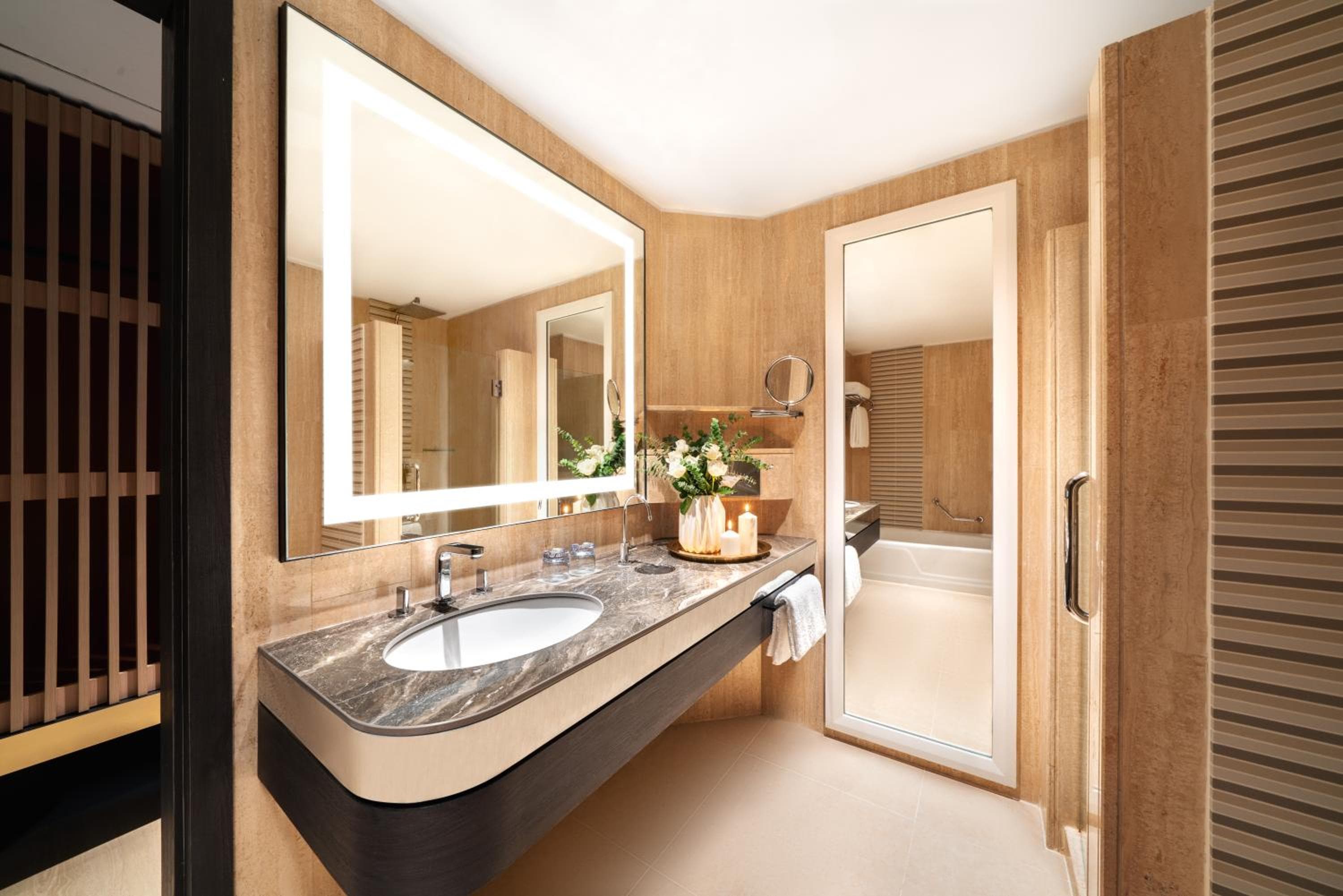 PARKROYAL COLLECTION Marina Bay, Singapore hotel, 6 Raffles Boulevard, Marina Square, Singapore, Singapore — photo 21