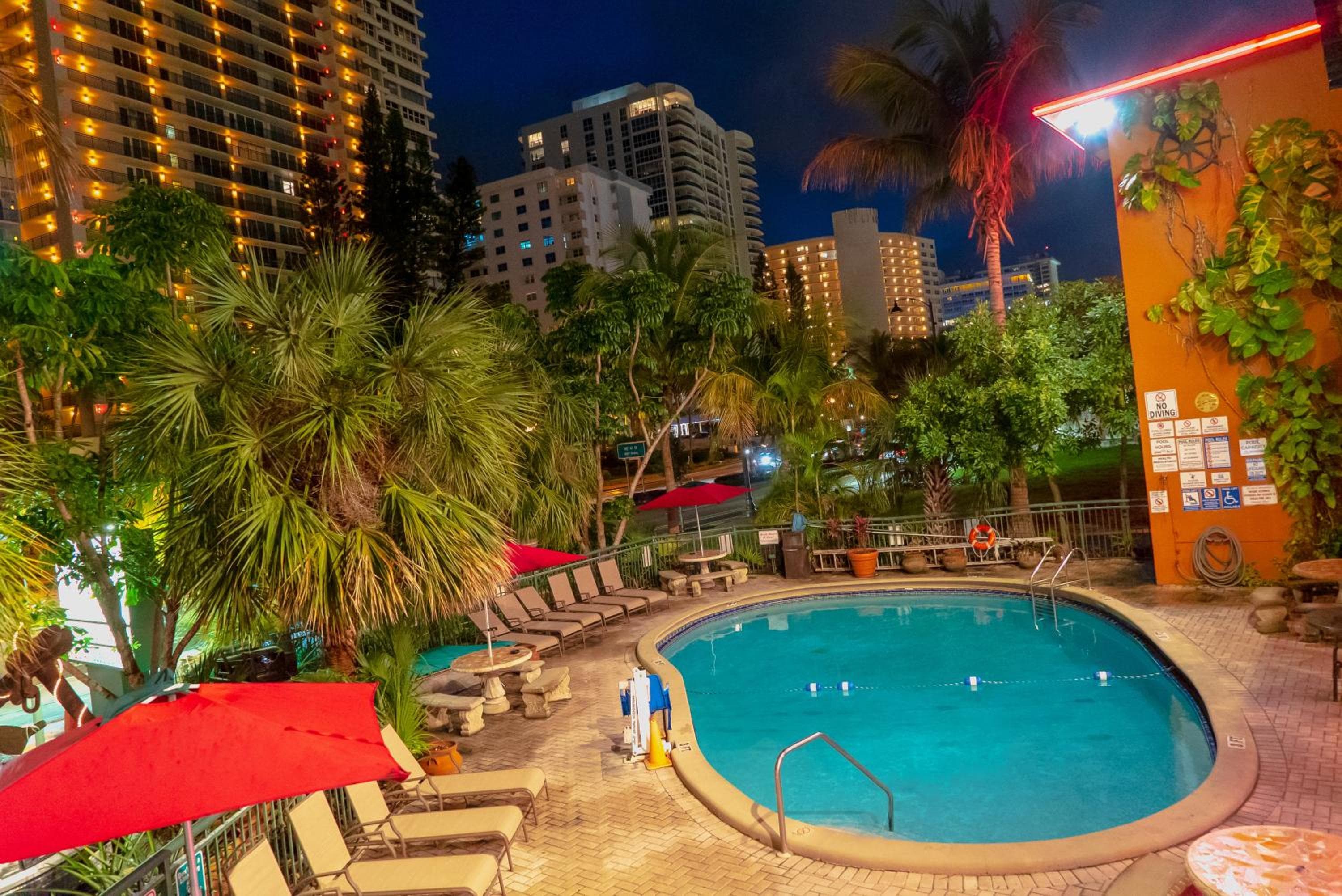 Ft. Lauderdale Beach Resort Hotel — 3