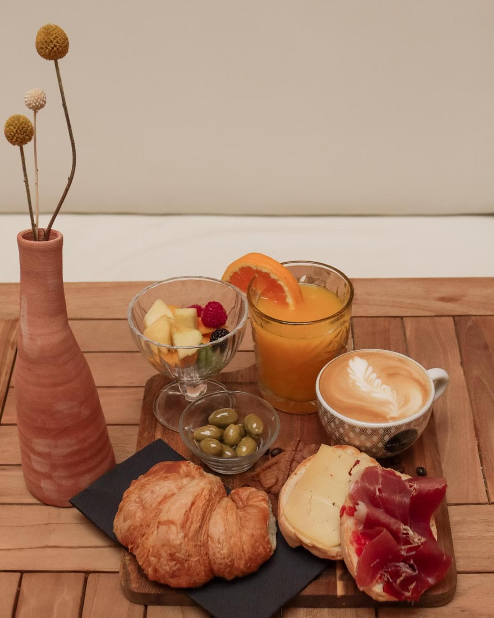 Nou Baleares — 4
