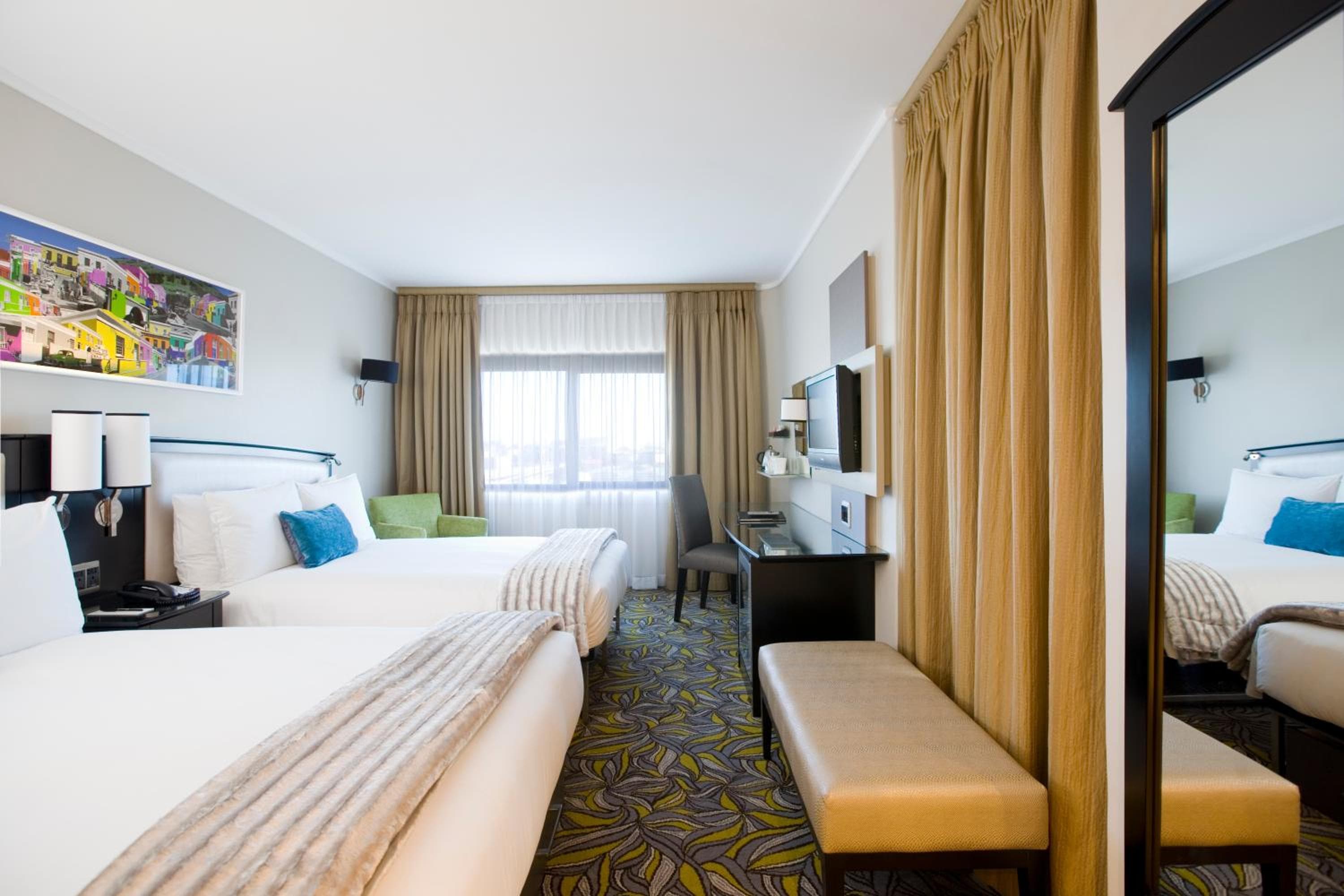 Southern Sun Waterfront Cape Town hotel, 1 Lower Buitengracht, Cape Town, South Africa — photo 32