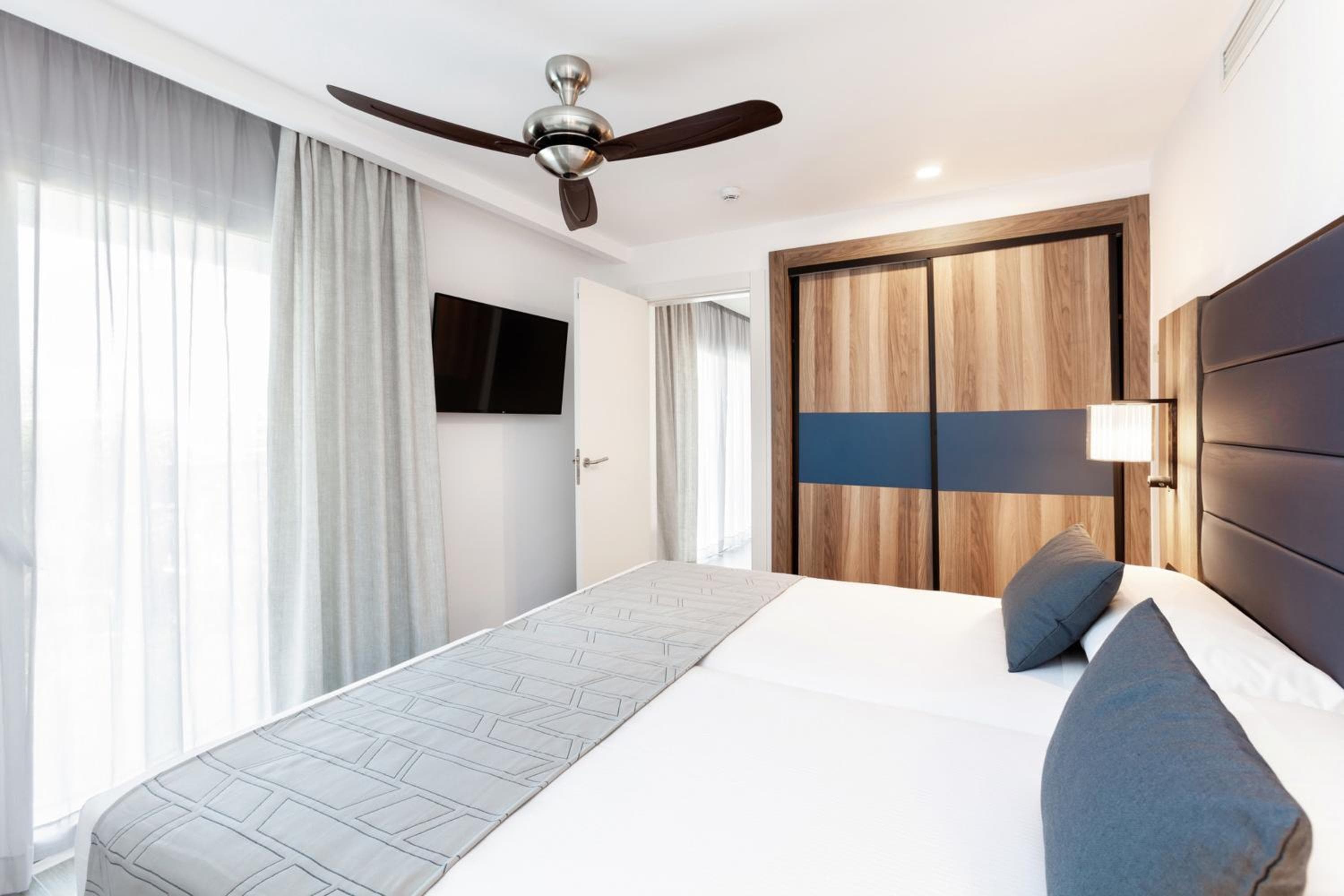 Hotel Riu Palace Oasis — 2