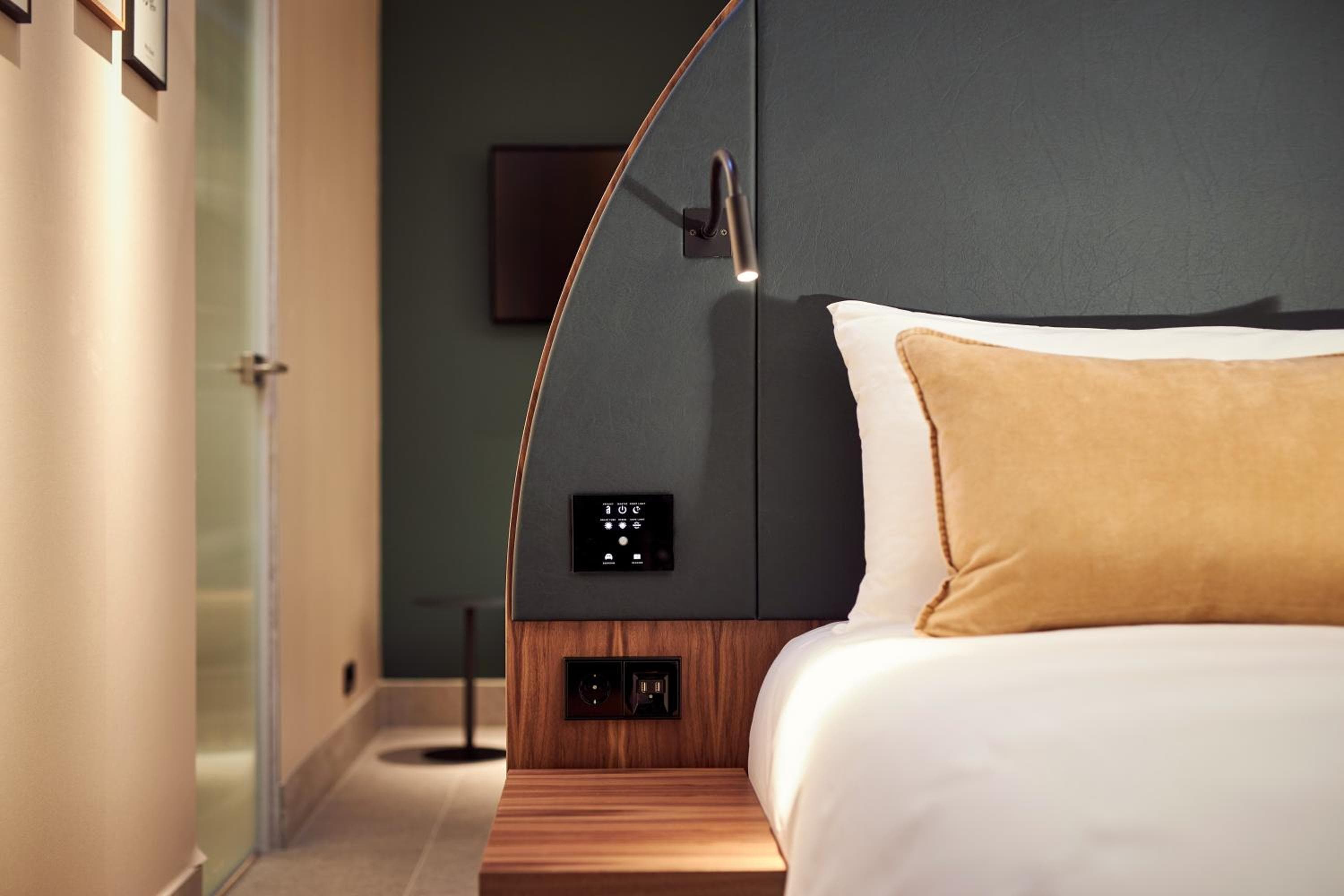 Met Hotel Amsterdam — 18